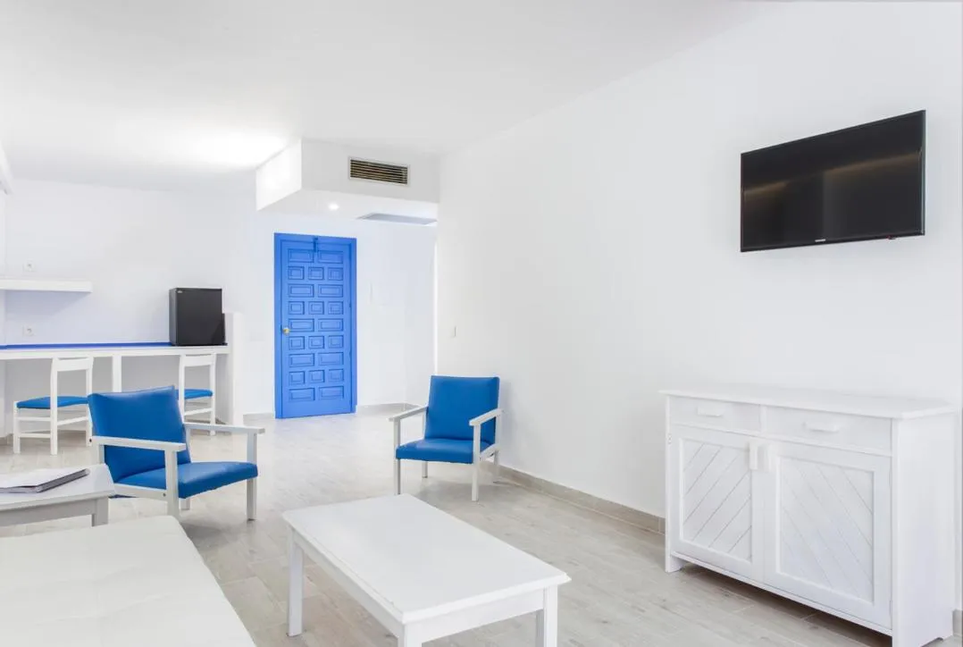 Living room in Guya Wave Hotel