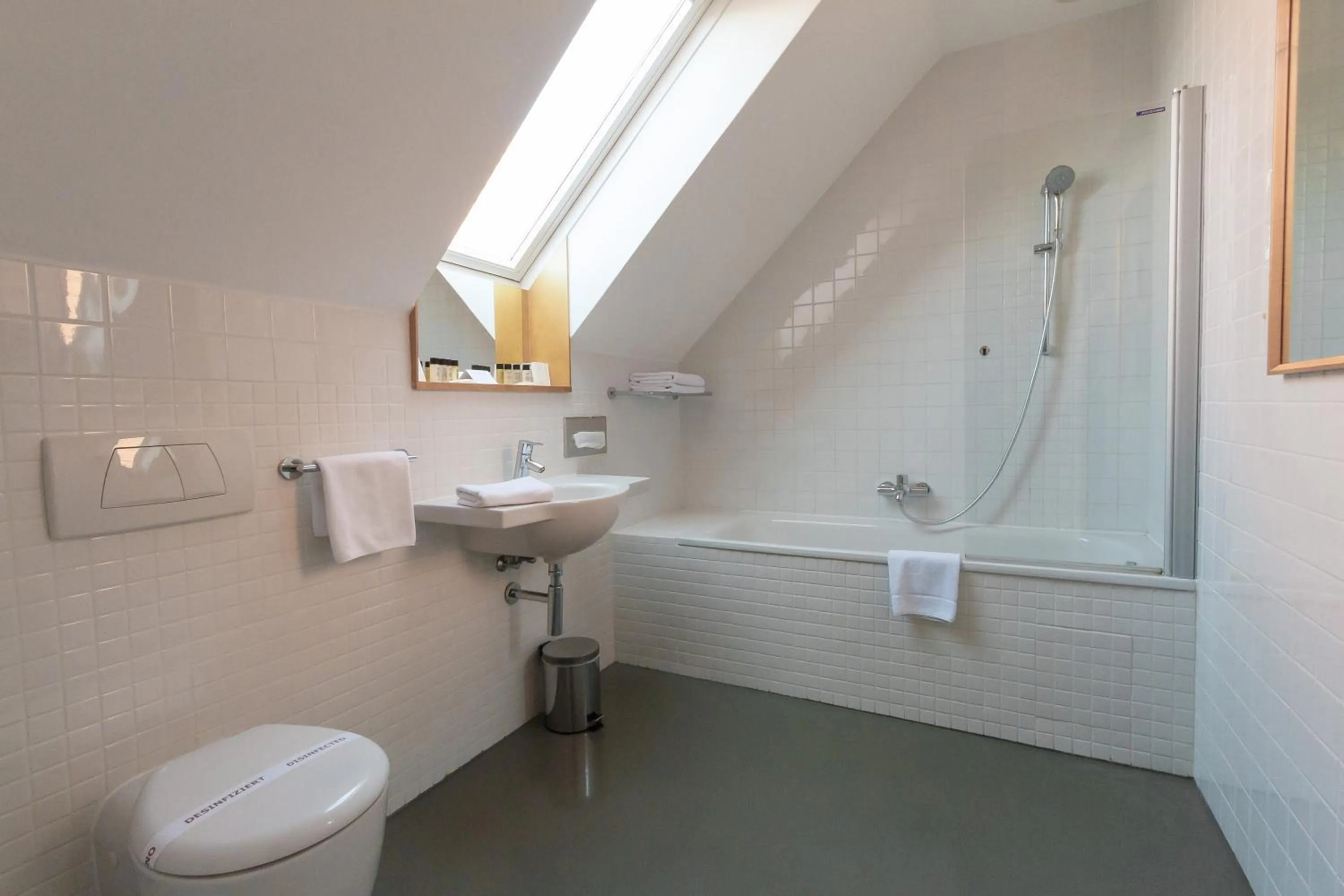 Bathroom in Hotel Aplaus