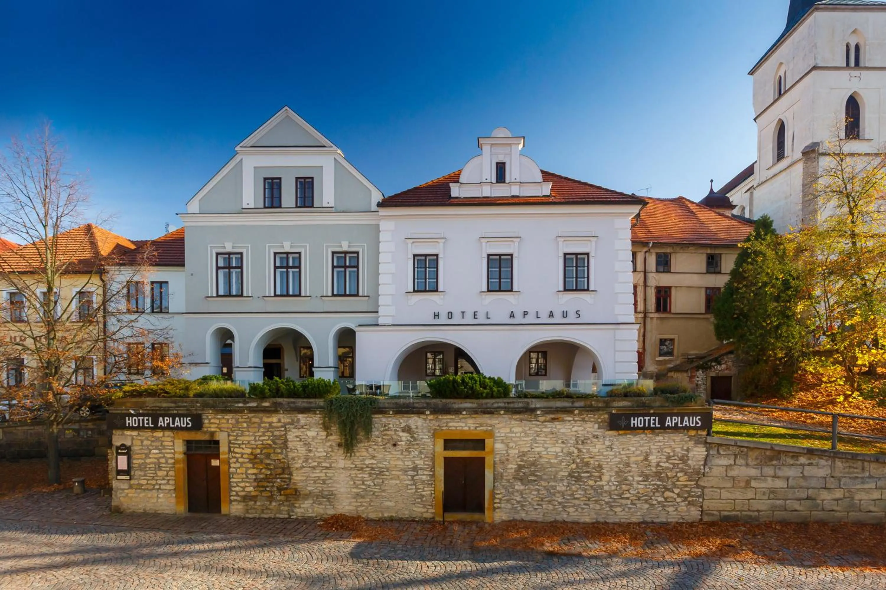 Facade/entrance in Hotel Aplaus