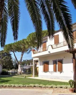 Facade/entrance in Hotel Residence I Briganti di Capalbio