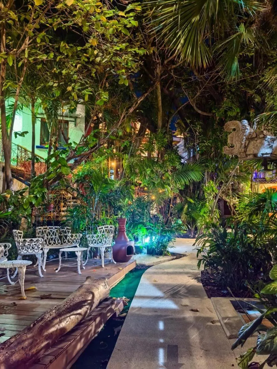 Night in Eco-hotel El Rey del Caribe