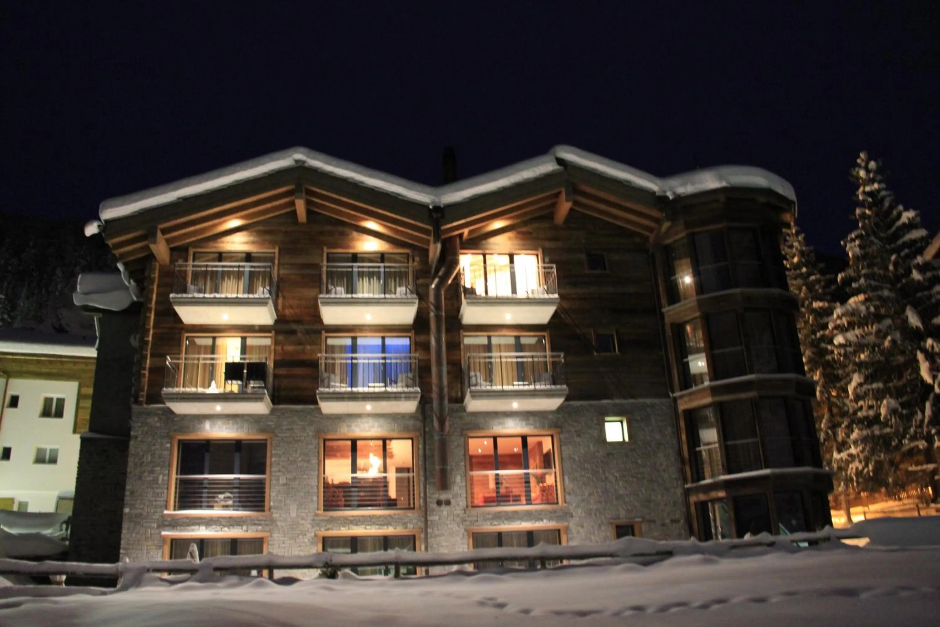 Facade/entrance in Hotel Phoenix