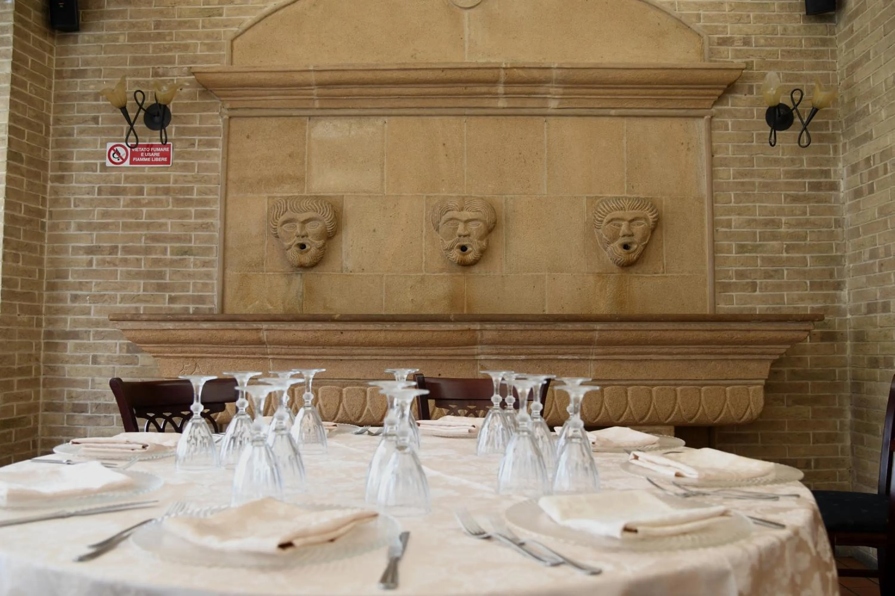 Restaurant/places to eat in Hotel Villa Romana