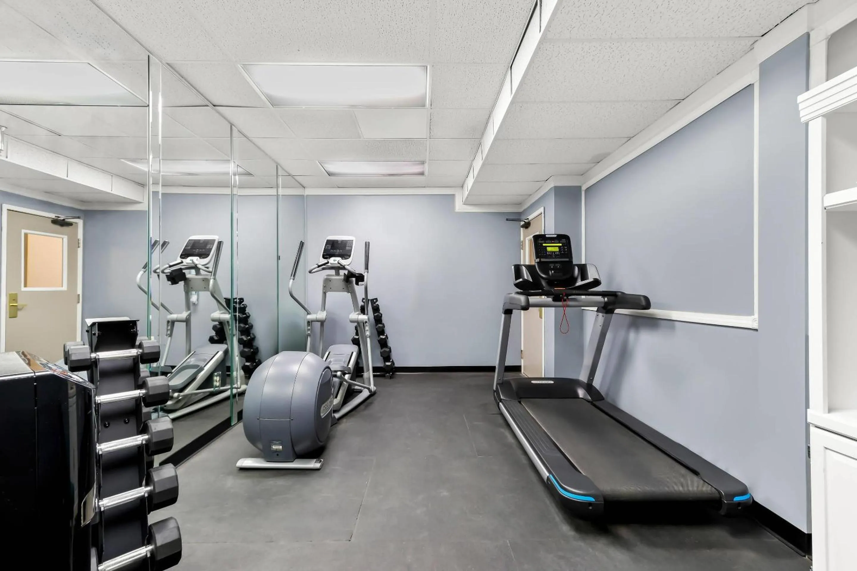 Fitness centre/facilities in Clarion Suites Anchorage Downtown