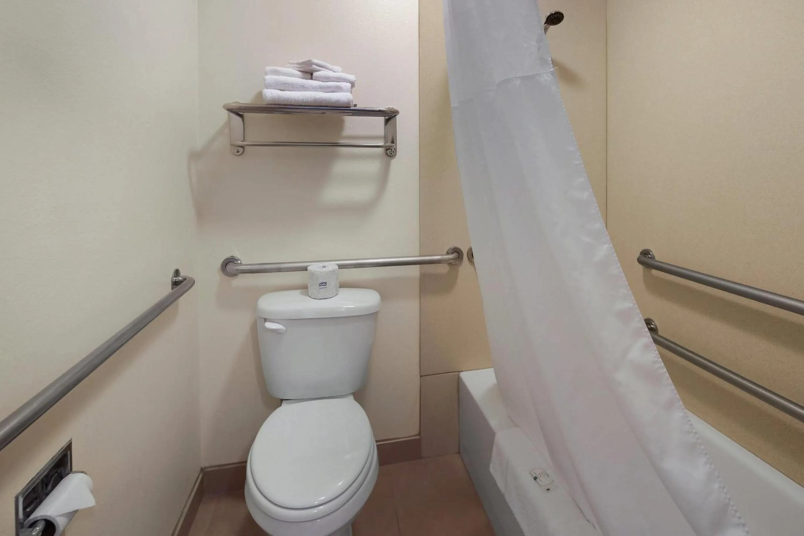 Bedroom in Quality Inn Kenai