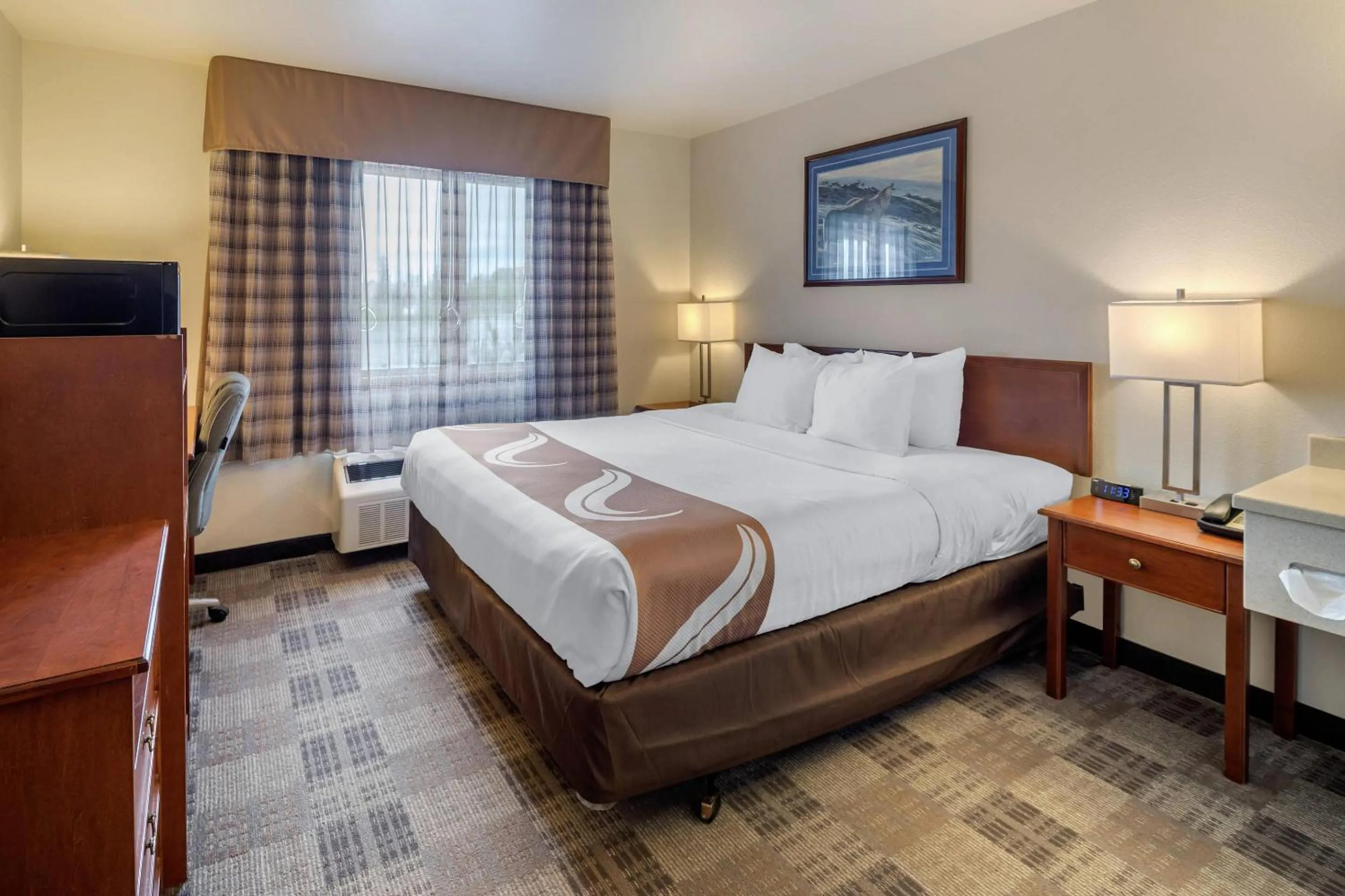 Bedroom, Bed in Quality Inn Kenai