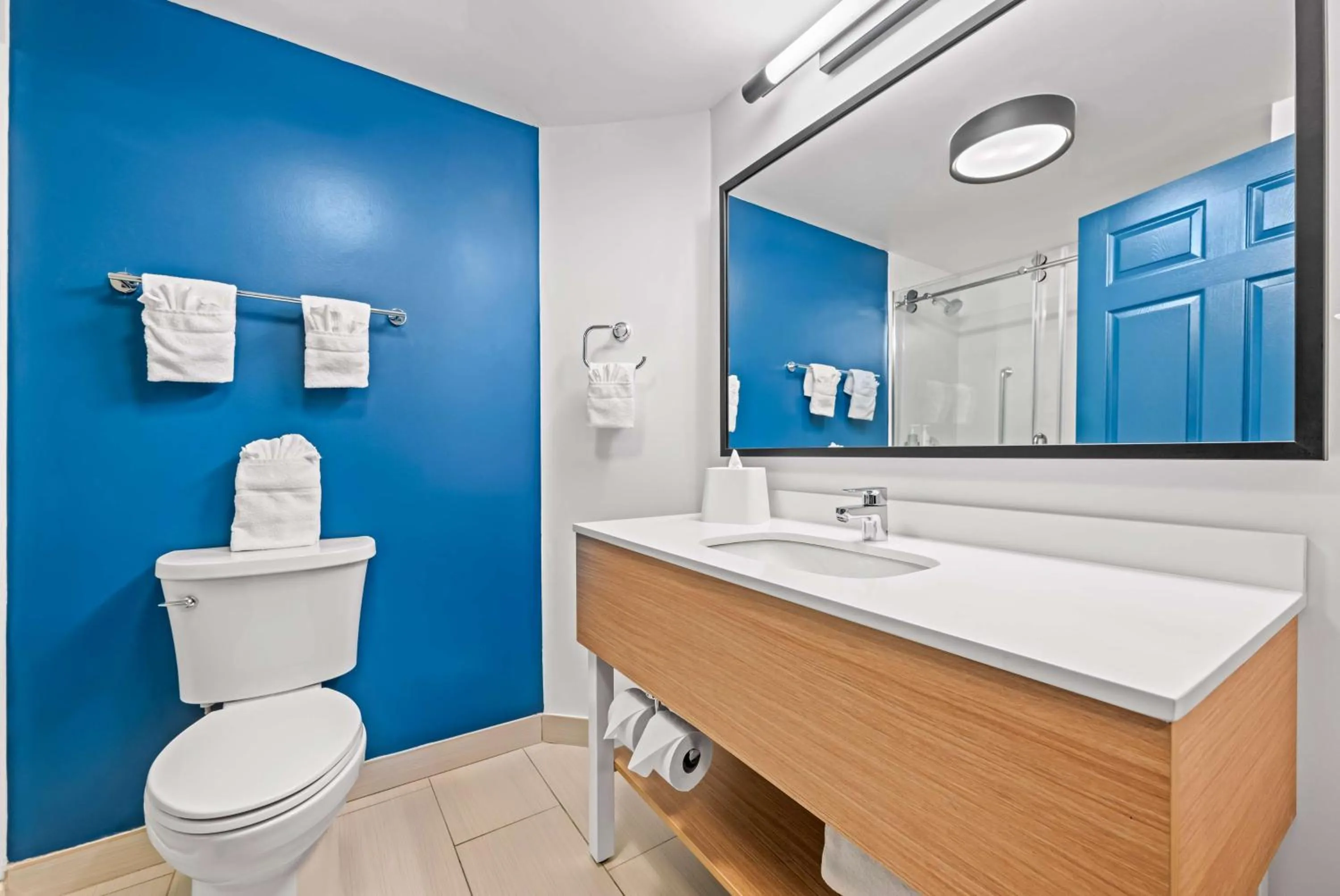 Bathroom in Quality Inn