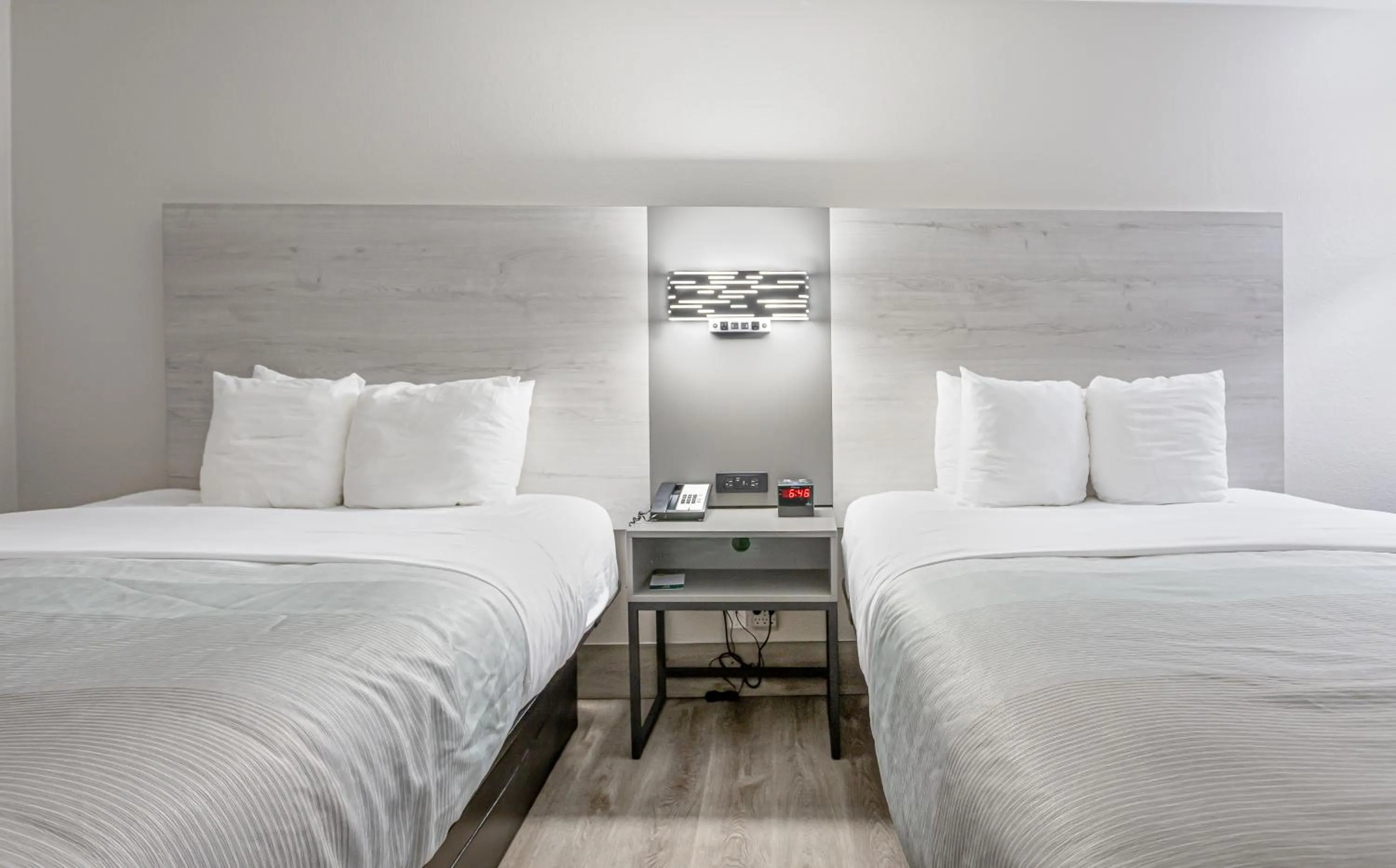 Bed in Quality Inn Prattville I-65