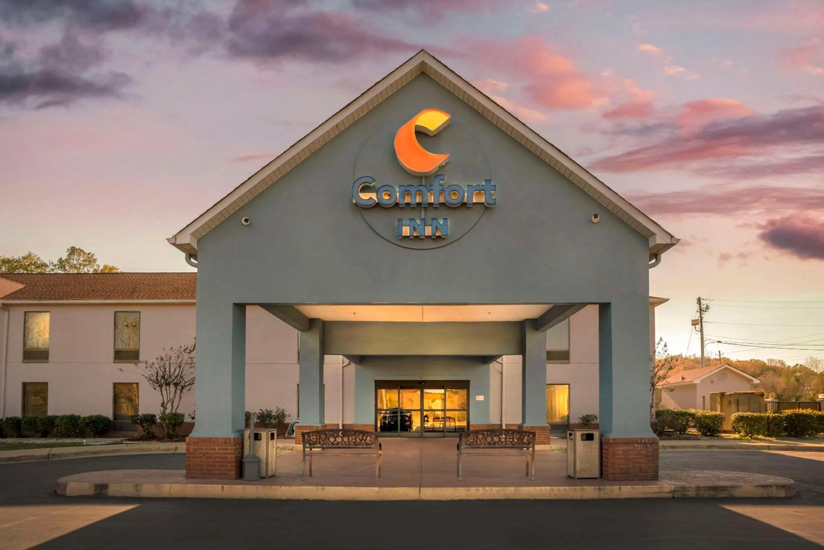 Property building in Comfort Inn