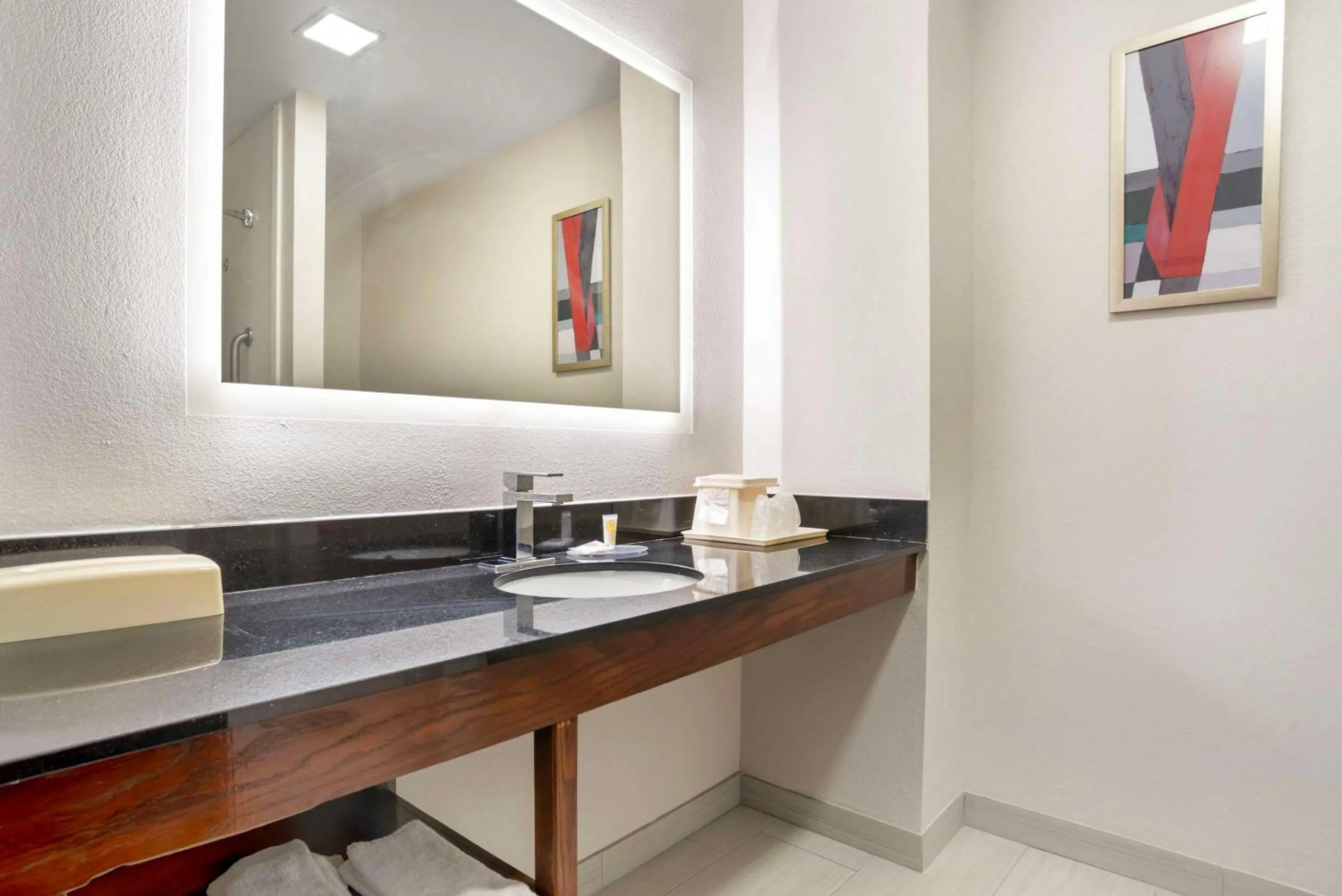 Bedroom in Comfort Inn