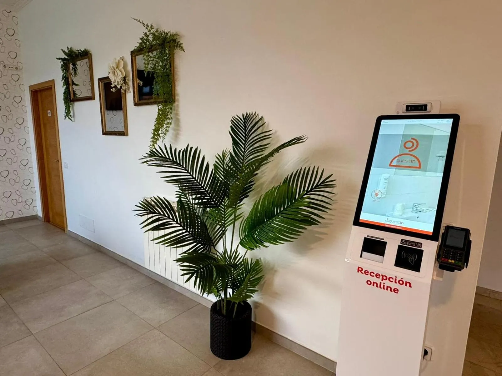 Lobby or reception in Hotel Reigosa