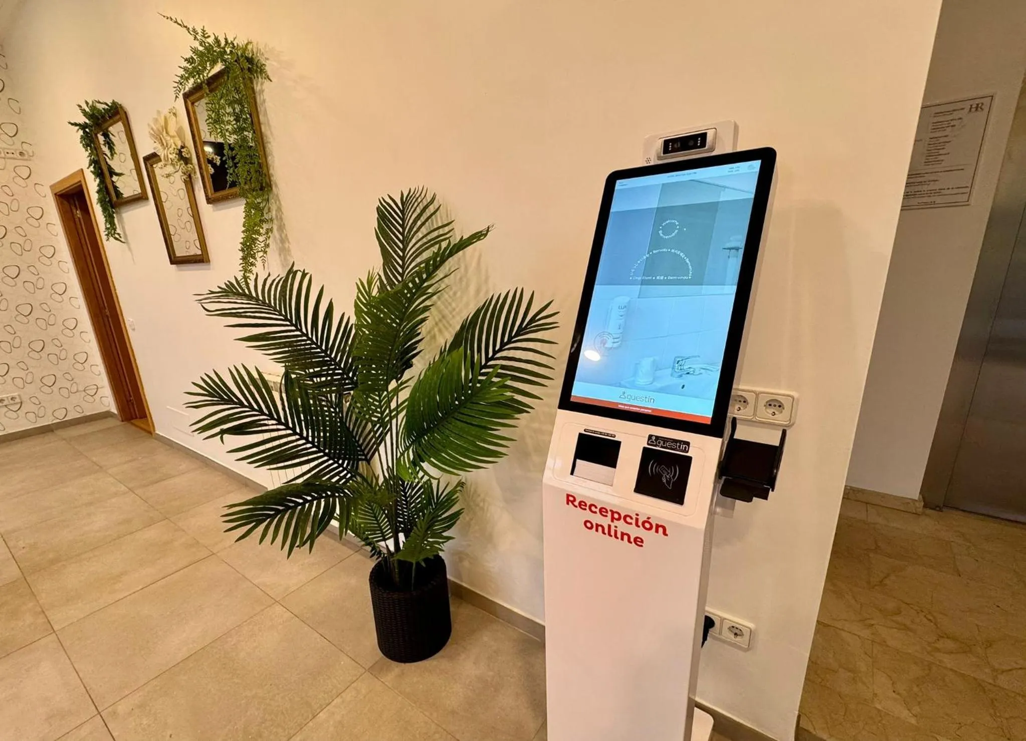 Lobby or reception in Hotel Reigosa