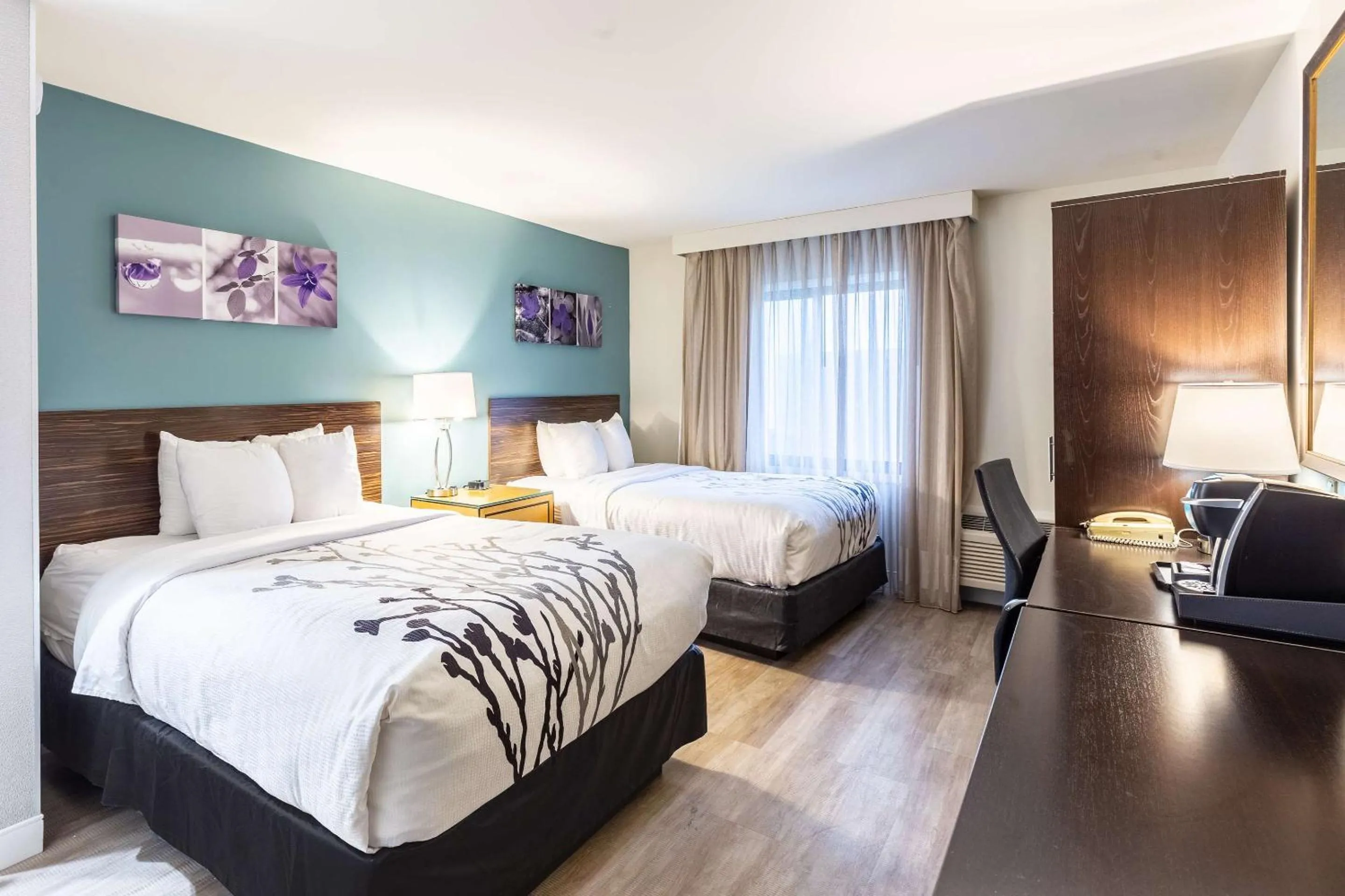 Bedroom, Bed in Sleep Inn Orange Beach