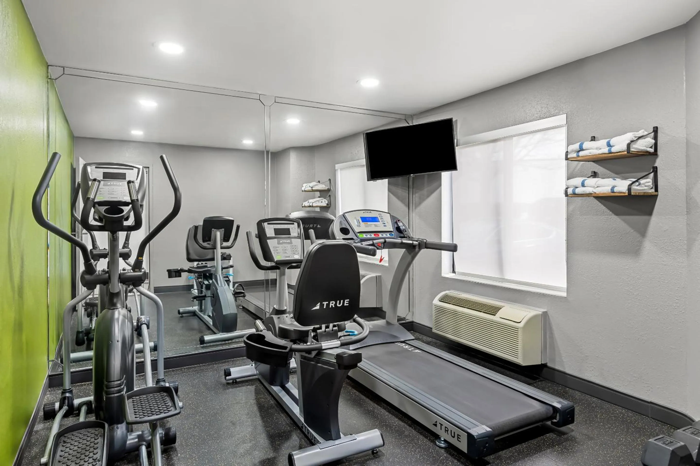 Fitness centre/facilities in Spark by Hilton Oxford