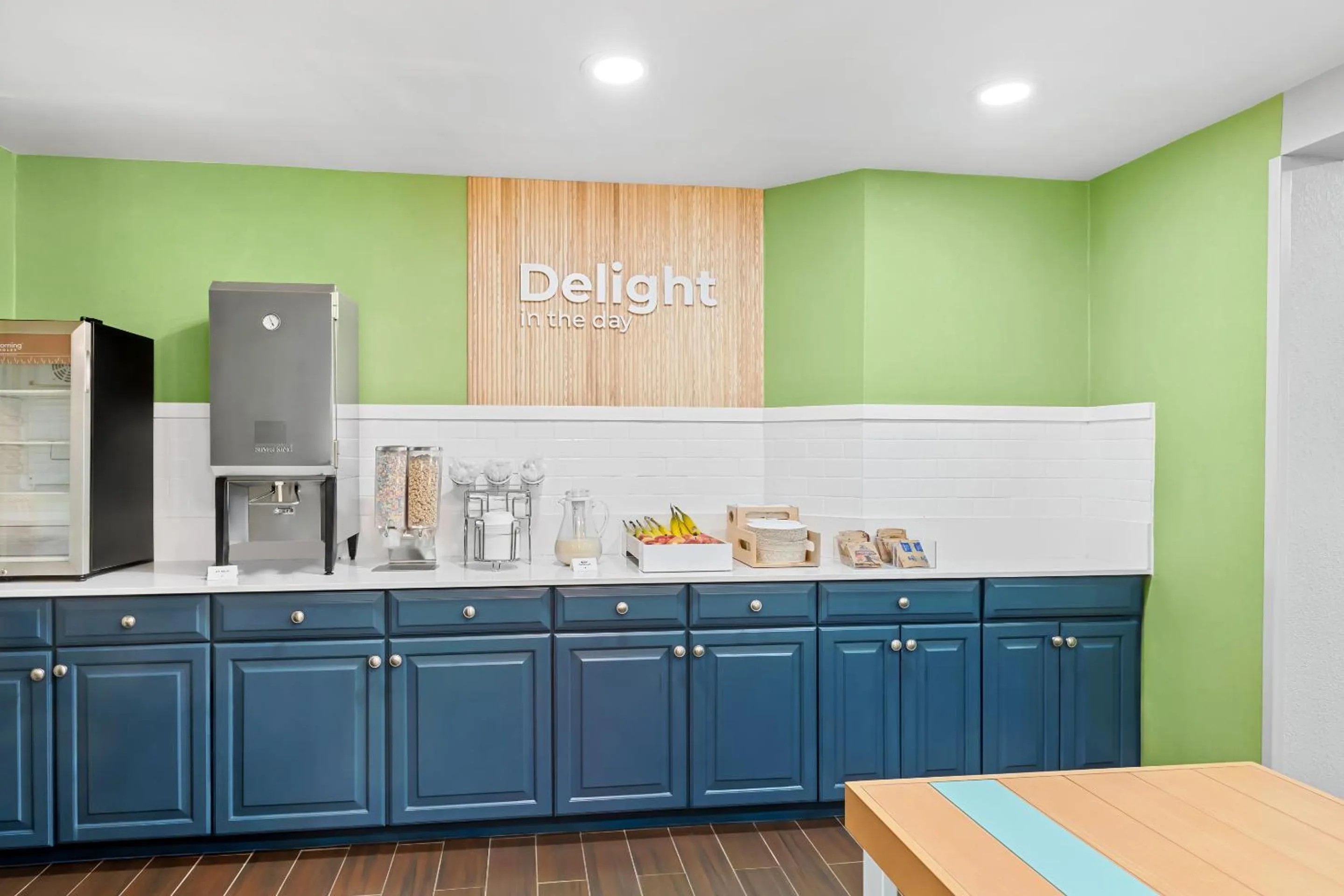 Breakfast in Spark by Hilton Oxford