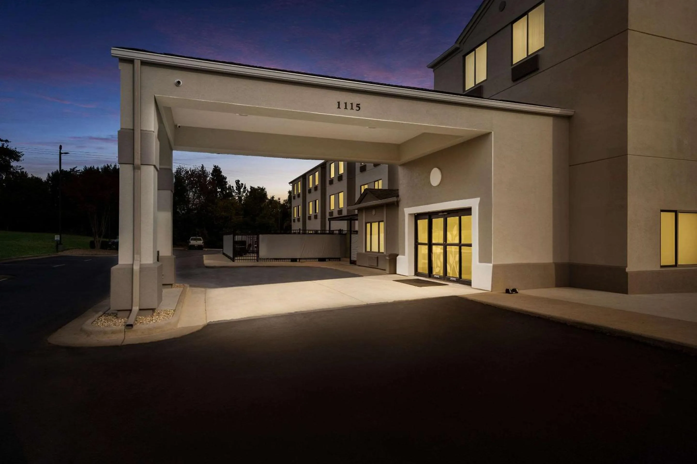 Property building in Sleep Inn Athens I-65