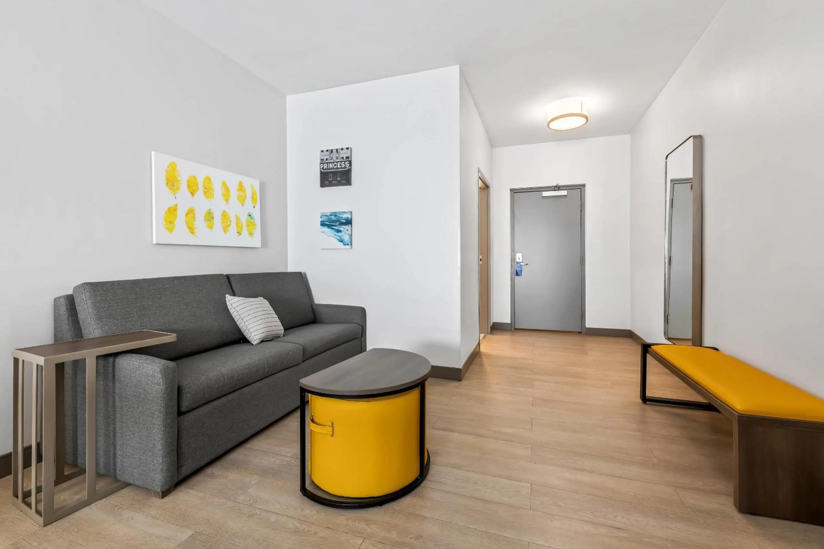 Bedroom in Comfort Inn & Suites River City Decatur