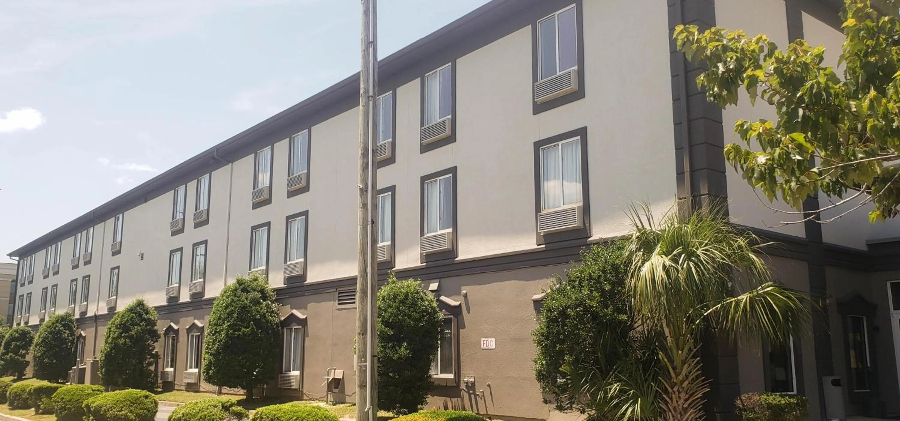 Property building in Motel 6 Mobile, AL - Airport Blvd