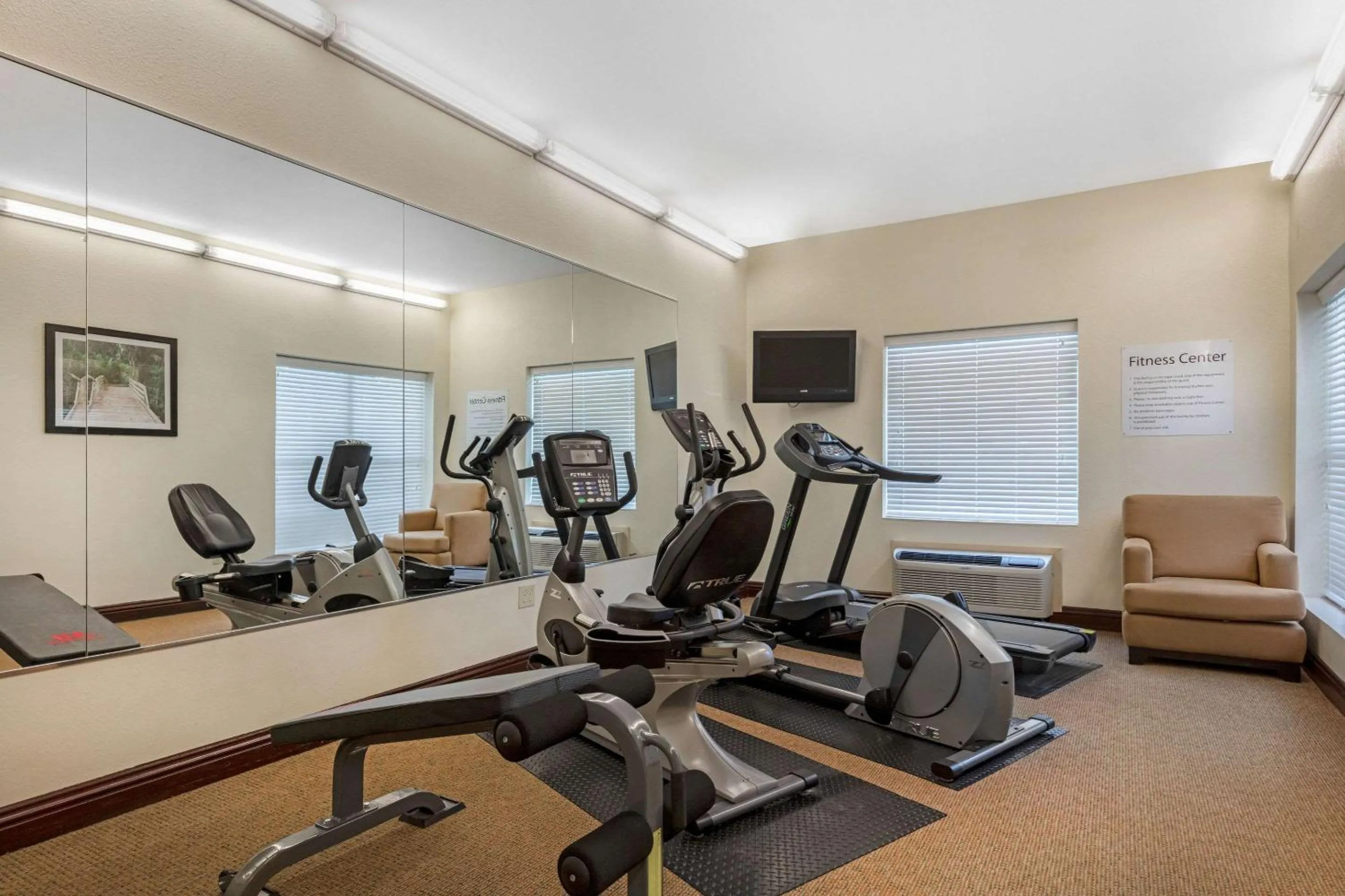 Fitness centre/facilities in Sleep Inn & Suites Millbrook - Prattville