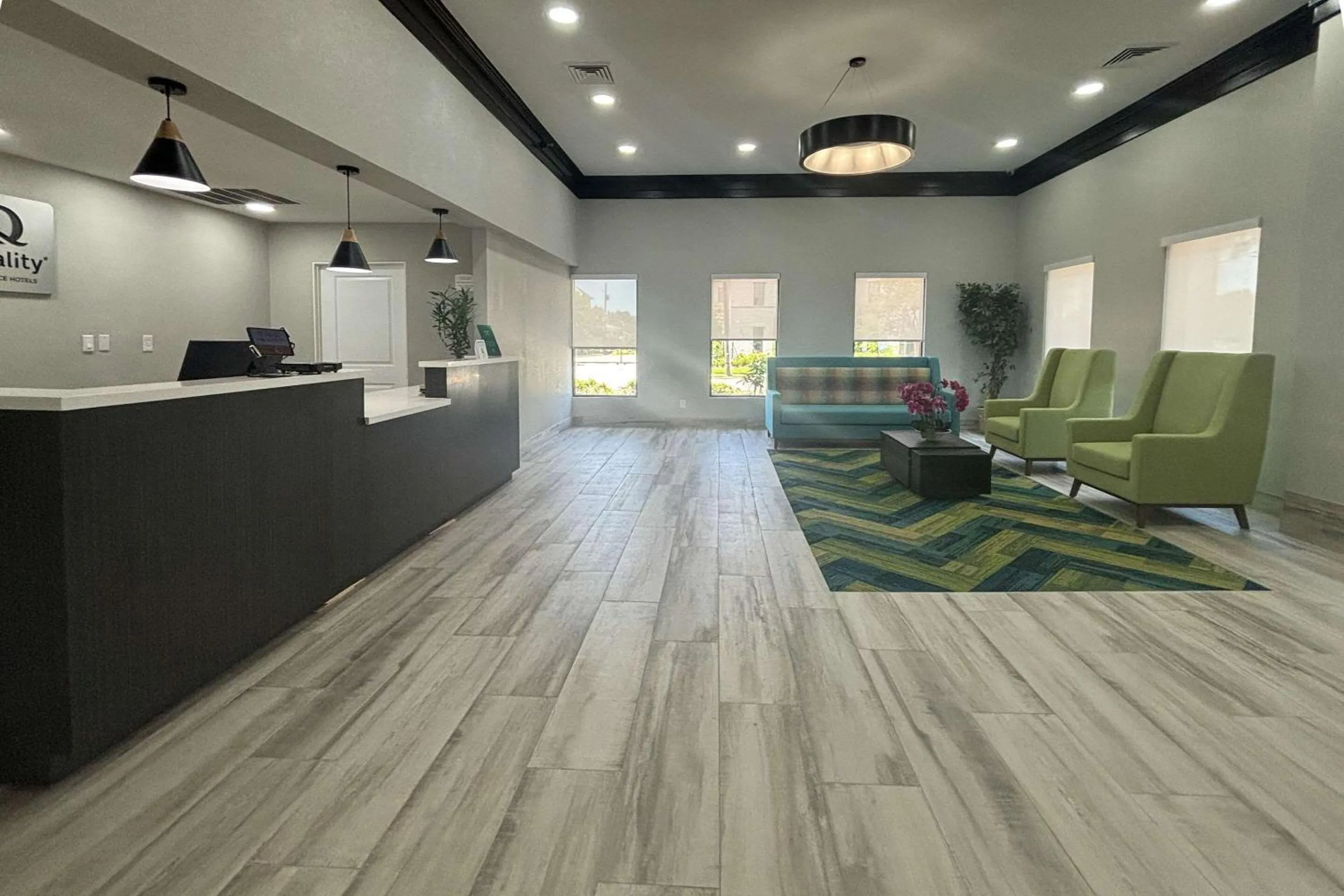 Lobby or reception in Quality Inn & Suites at Airport Blvd I-65