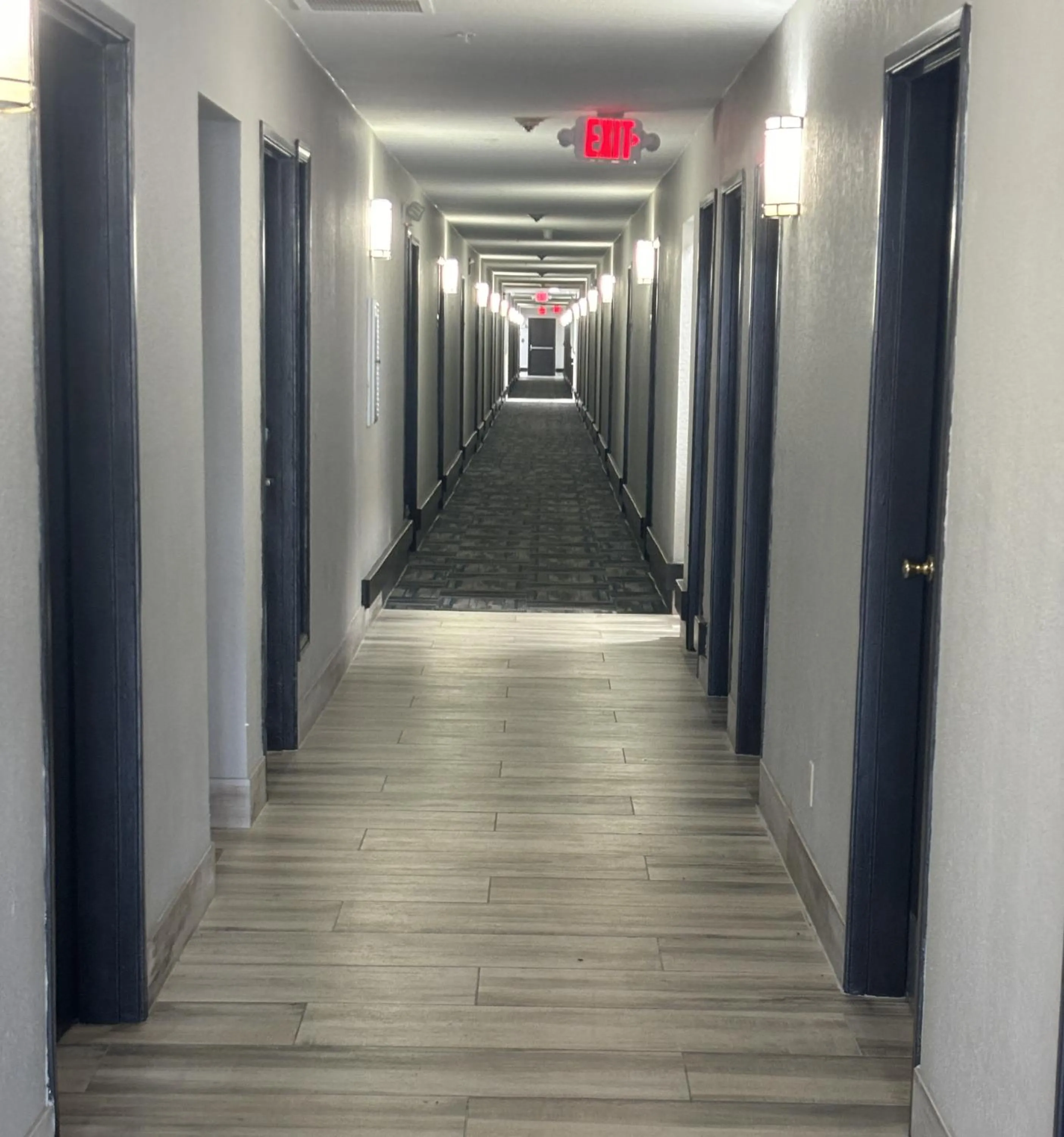 Quality Inn & Suites at Airport Blvd I-65