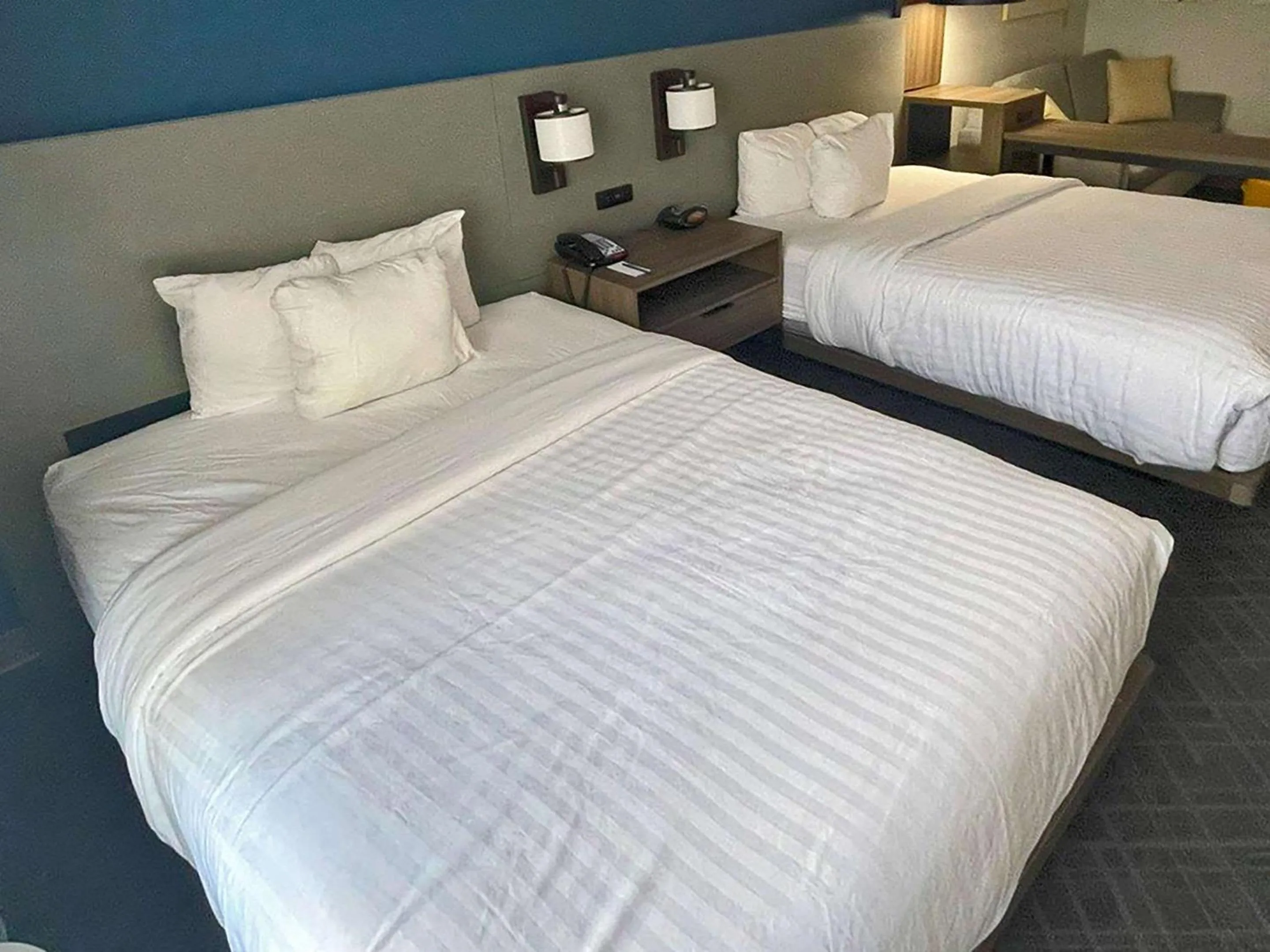 Bedroom, Bed in Comfort Suites Mobile-South Alabama University Area