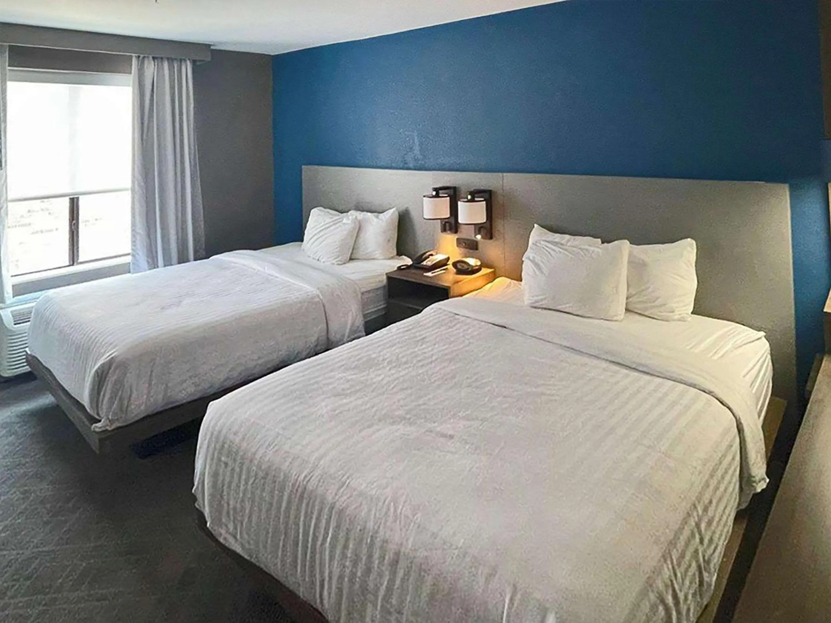 Bedroom, Bed in Comfort Suites Mobile-South Alabama University Area