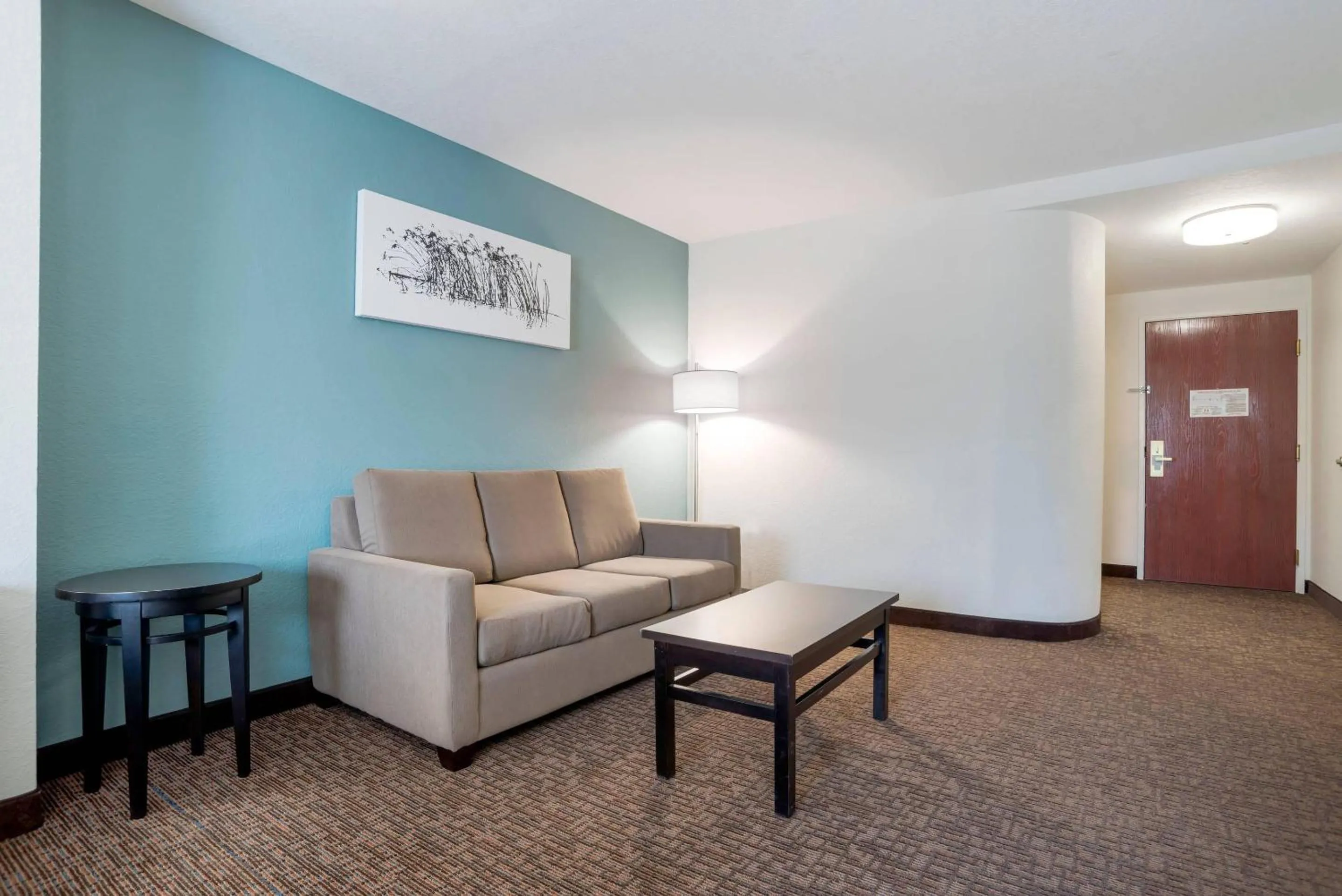 Bedroom in Sleep Inn & Suites Auburn Campus Area I-85