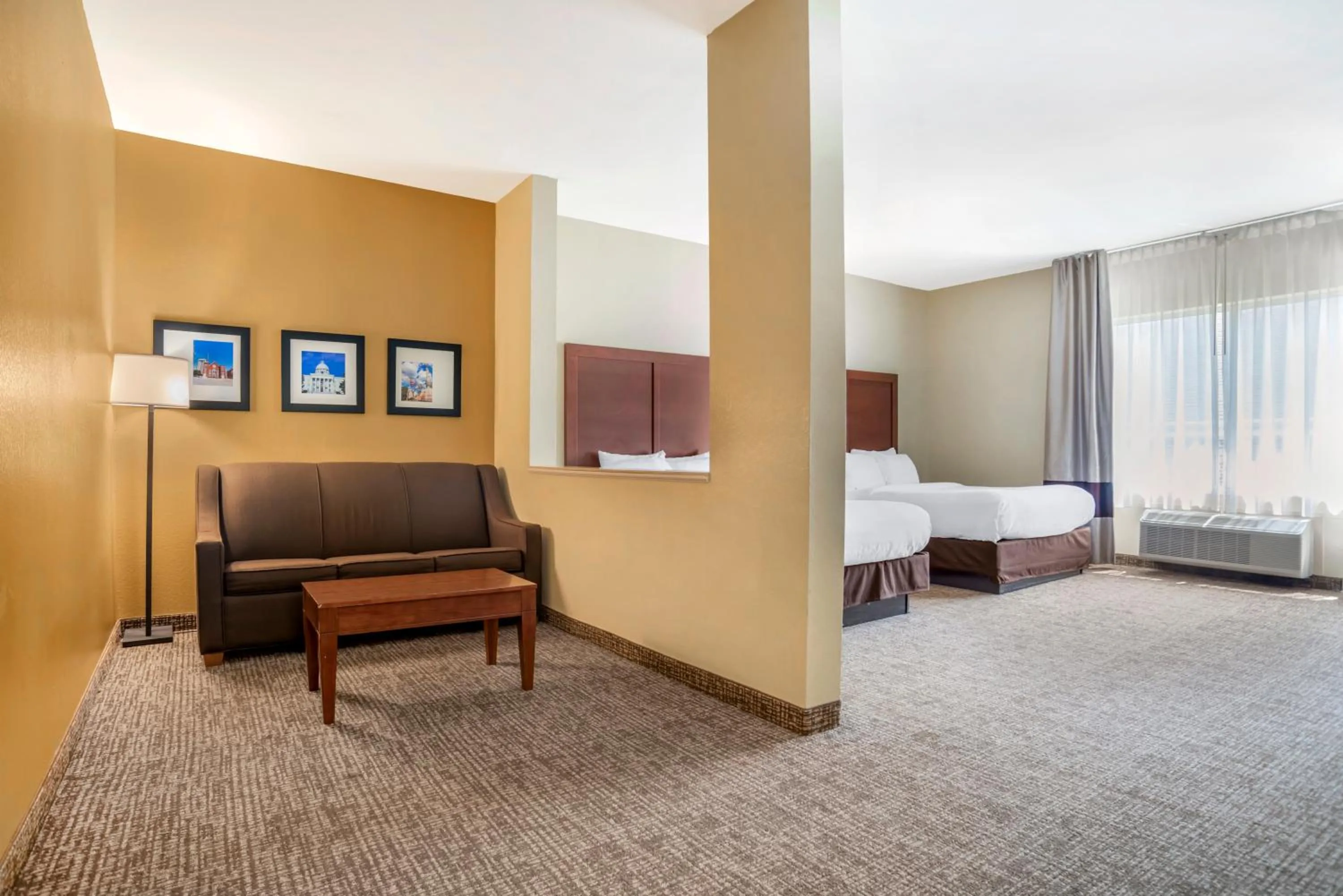 Bed in Comfort Suites Montgomery East Monticello Dr