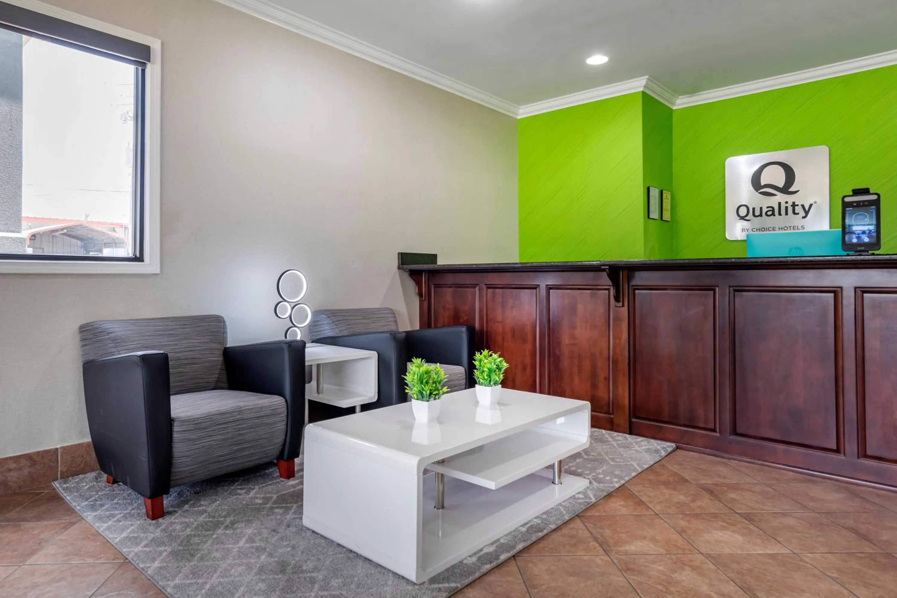 Lobby or reception in Quality Inn & Suites Demopolis