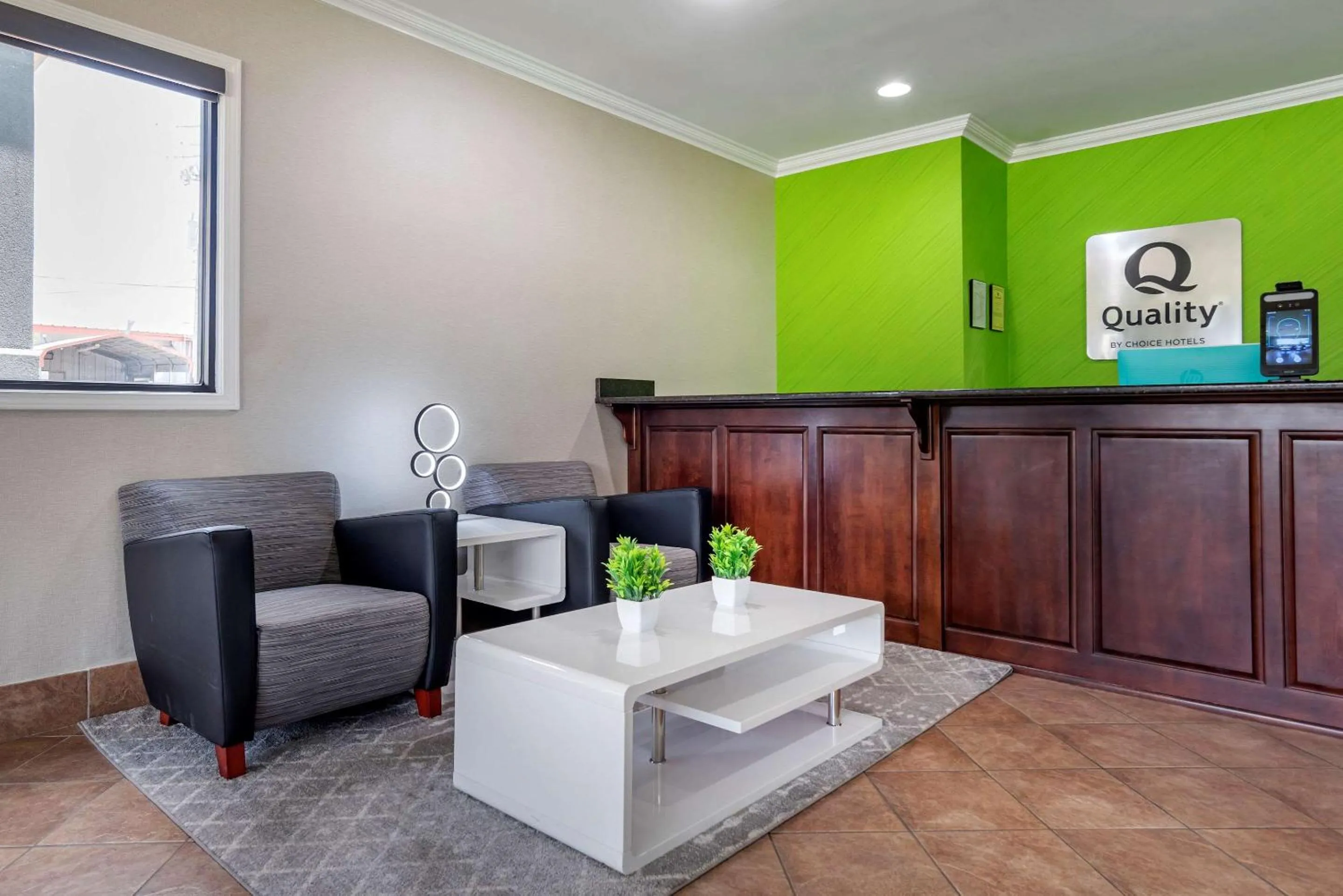Lobby or reception in Quality Inn & Suites Demopolis