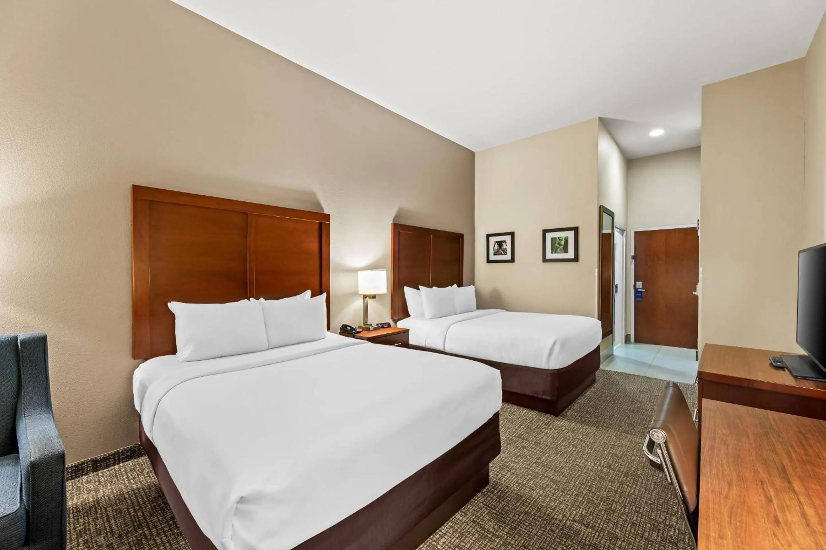 Bedroom, Bed in Comfort Inn & Suites Tuscumbia-Muscle Shoals