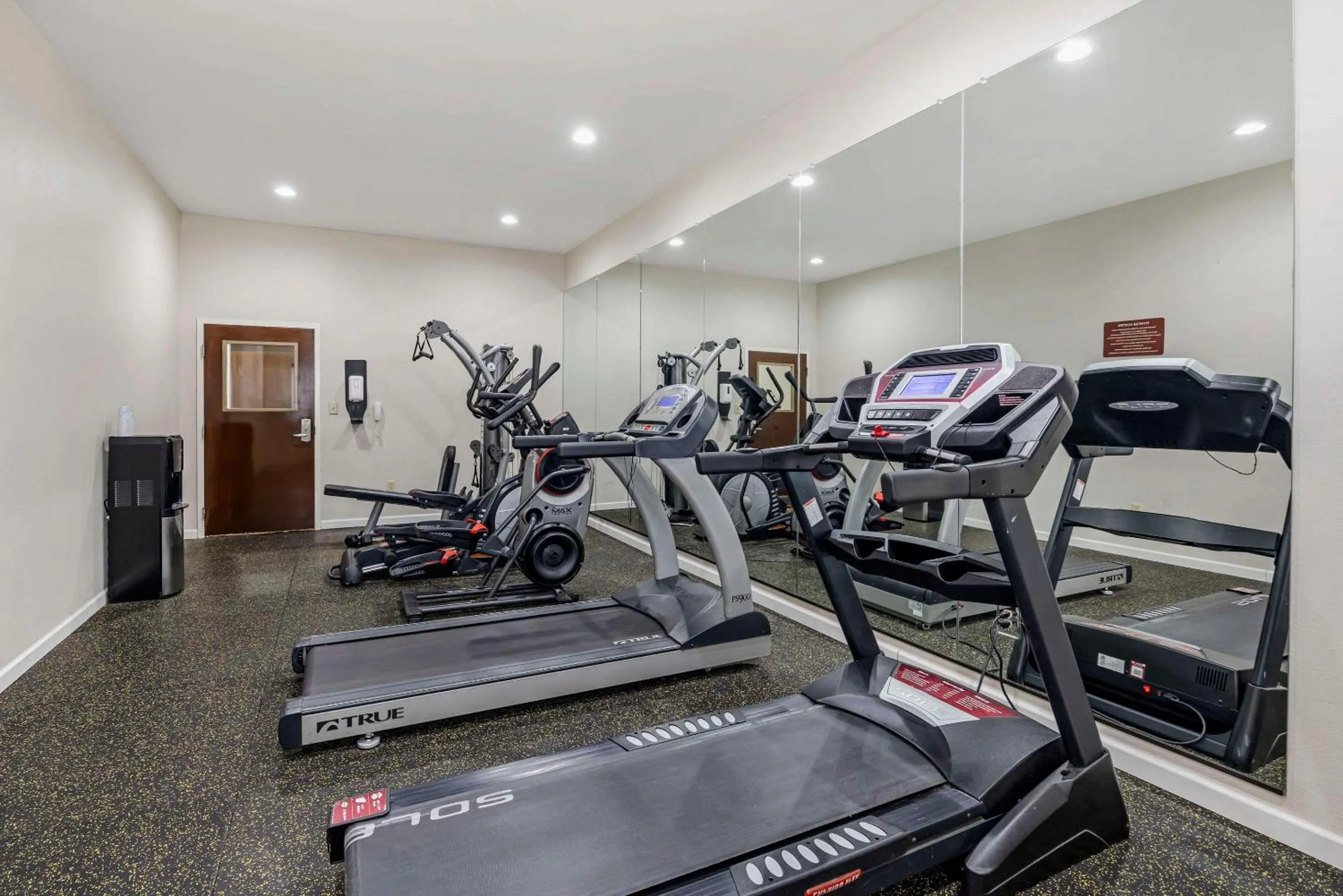 Fitness centre/facilities in Sleep Inn & Suites Huntsville near US Space & Rocket Center