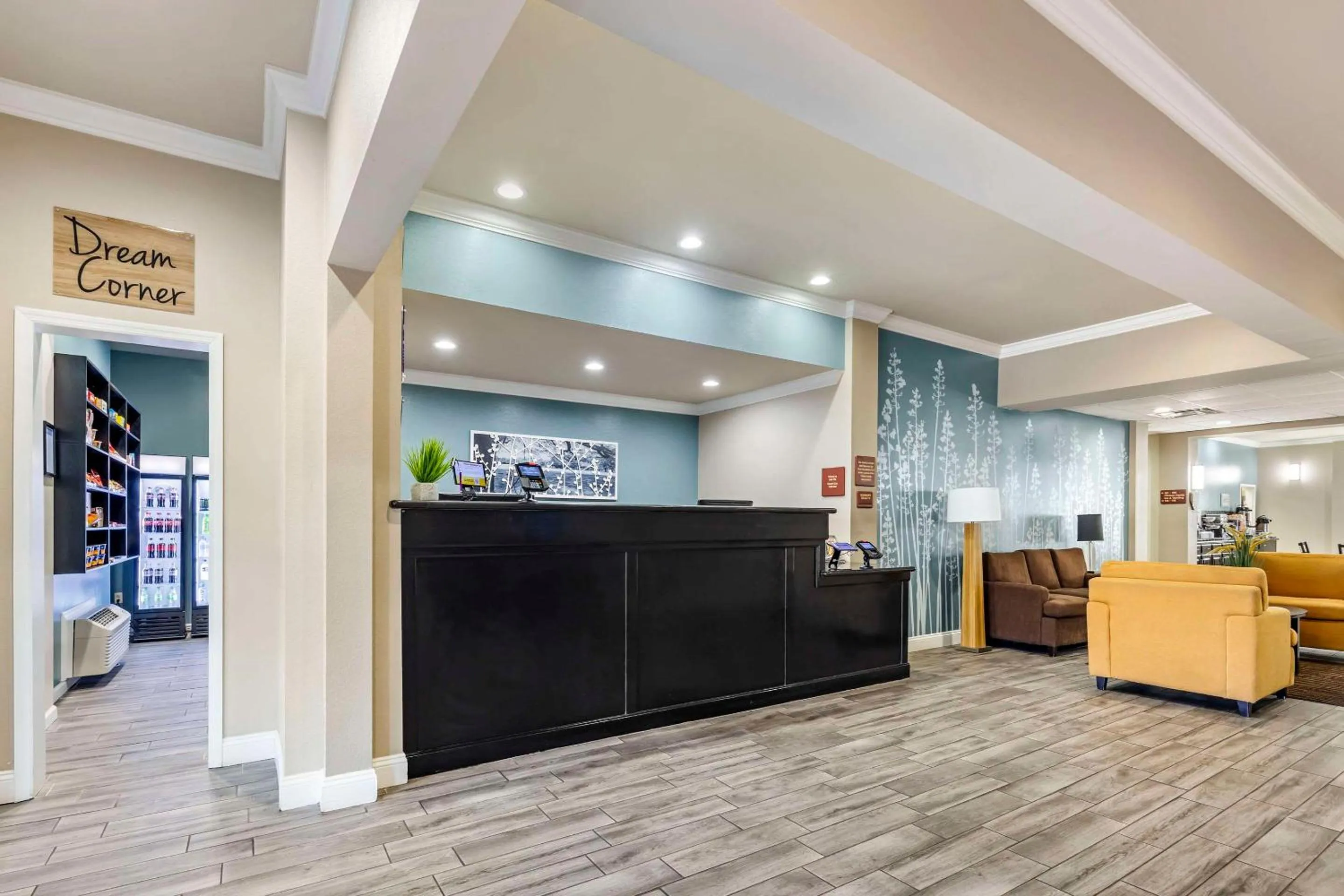 Lobby or reception in Sleep Inn & Suites Huntsville near US Space & Rocket Center