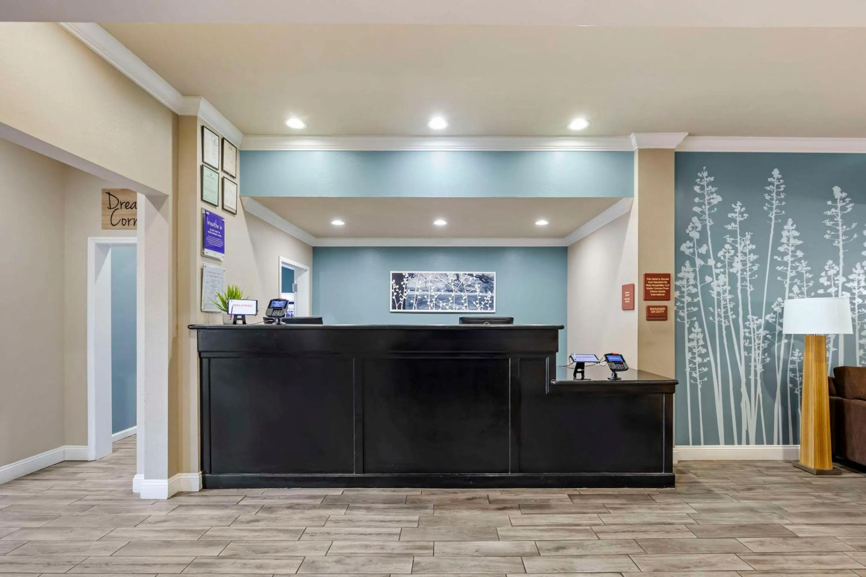 Lobby or reception in Sleep Inn & Suites Huntsville near US Space & Rocket Center