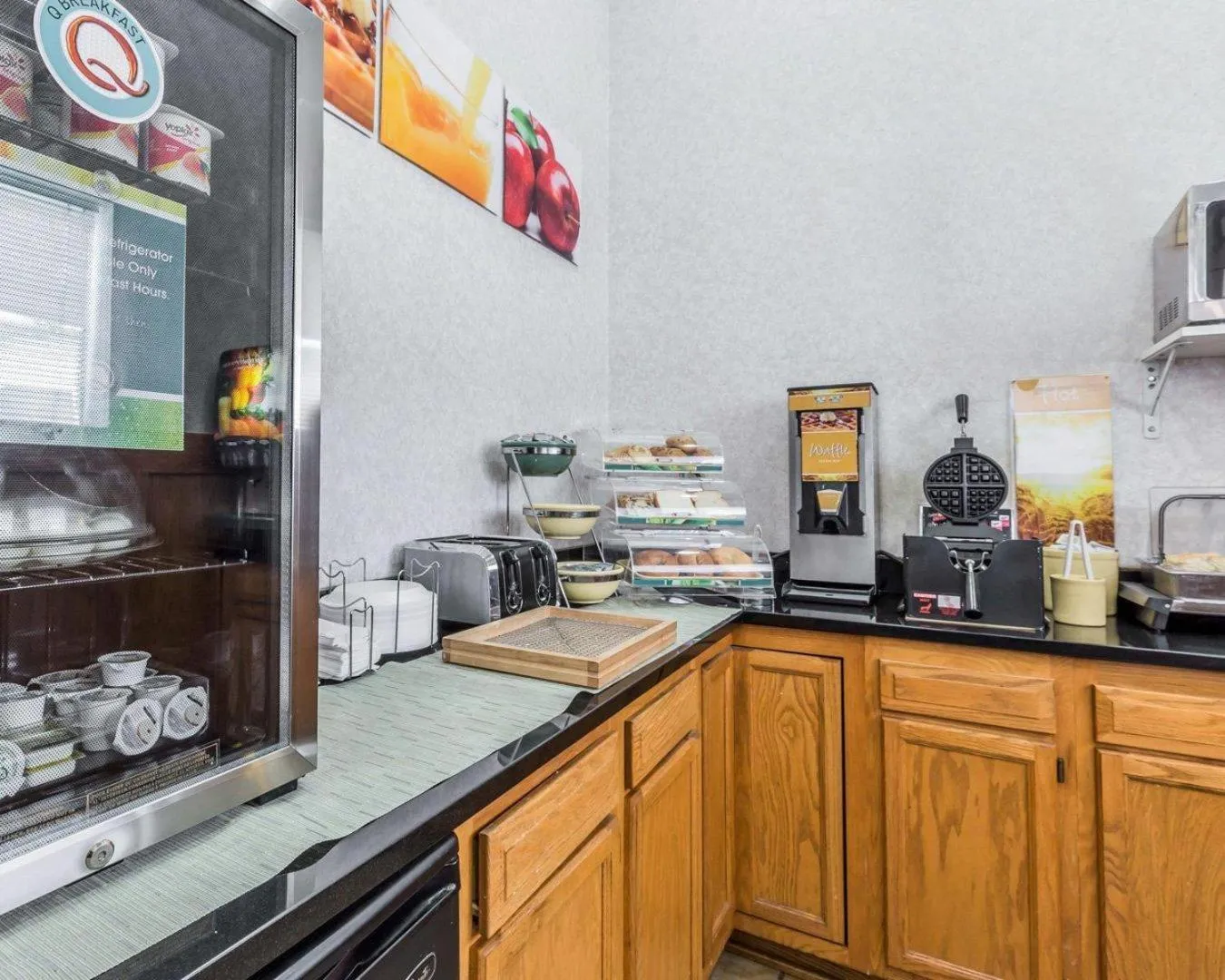 Breakfast in Quality Inn Pell City I-20 exit 158