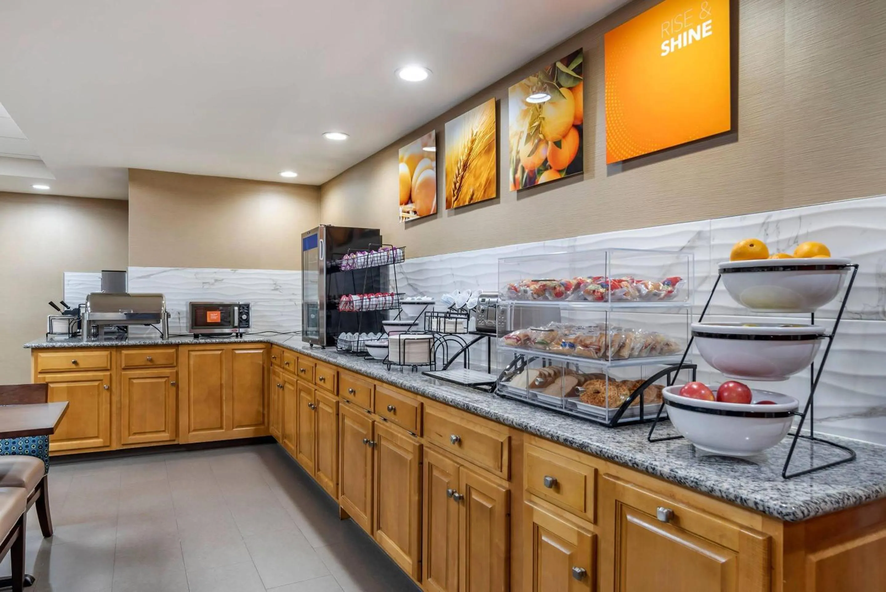 Breakfast in Comfort Inn Birmingham Homewood