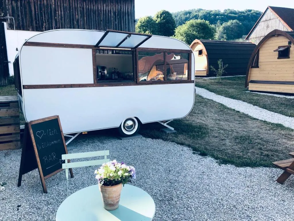 Patio in Hüttendorf Fränkische Schweiz