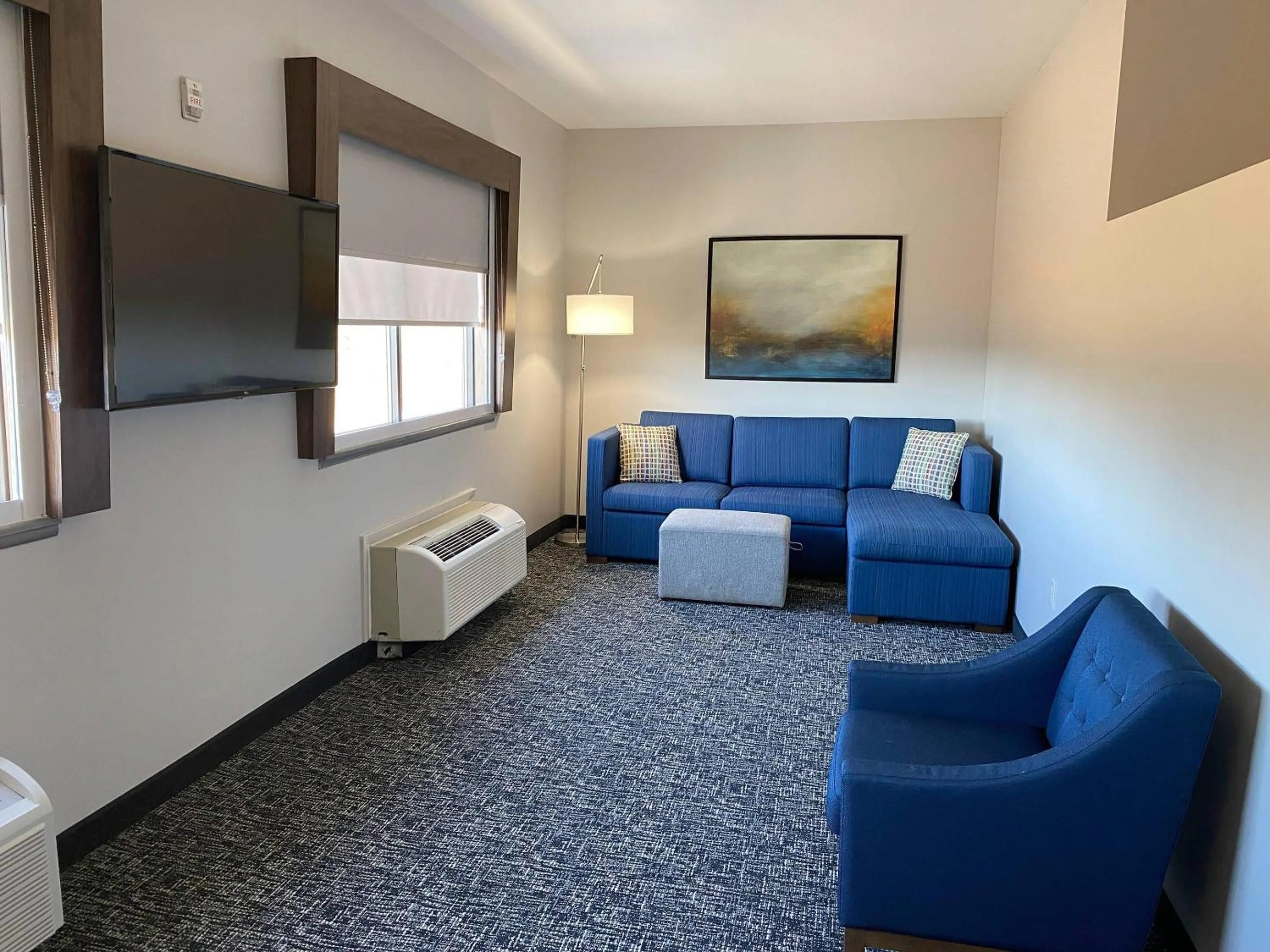 Bedroom in Comfort Inn & Suites Near Lake Guntersville