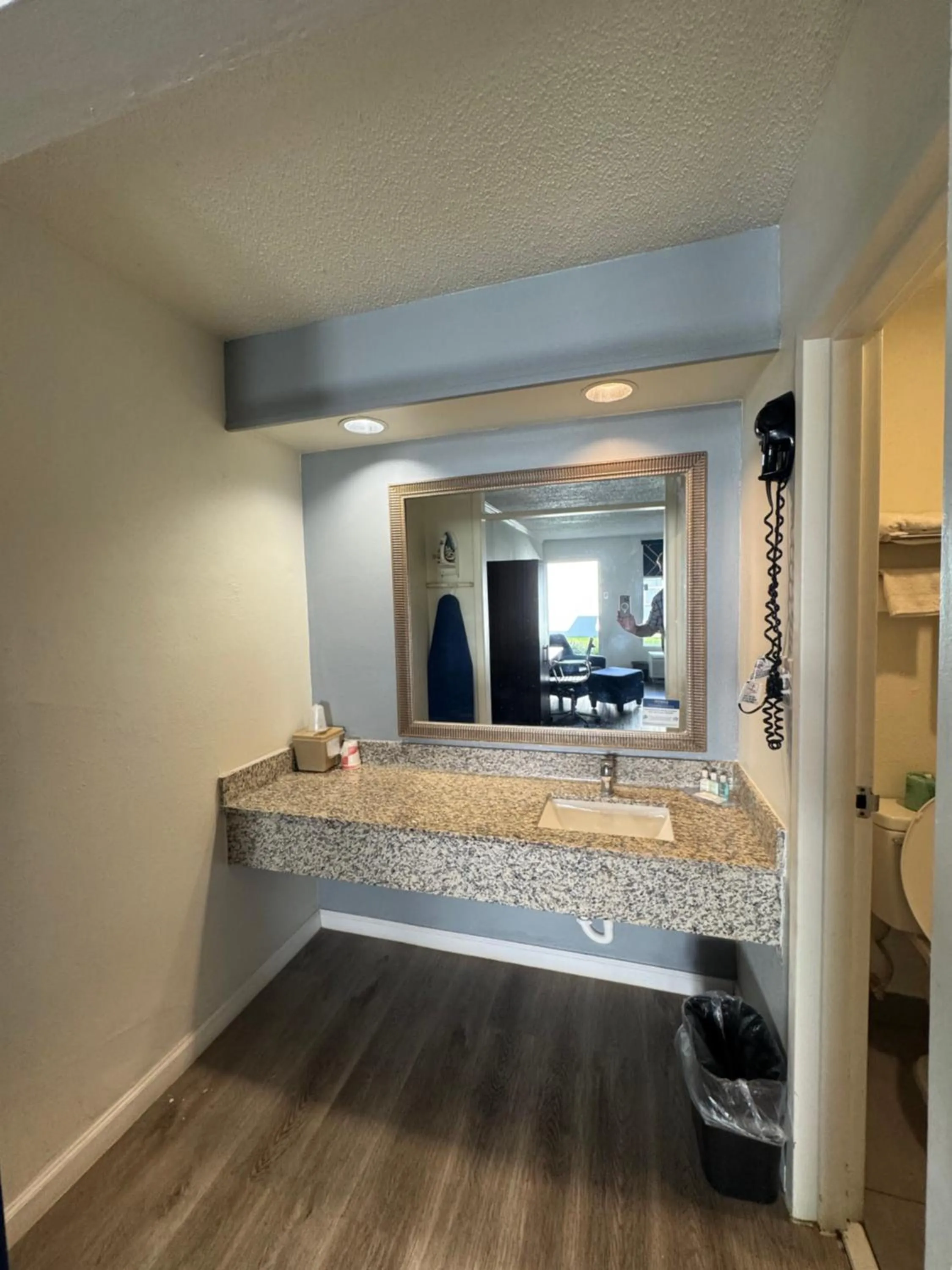 Clarion Inn & Suites Dothan South