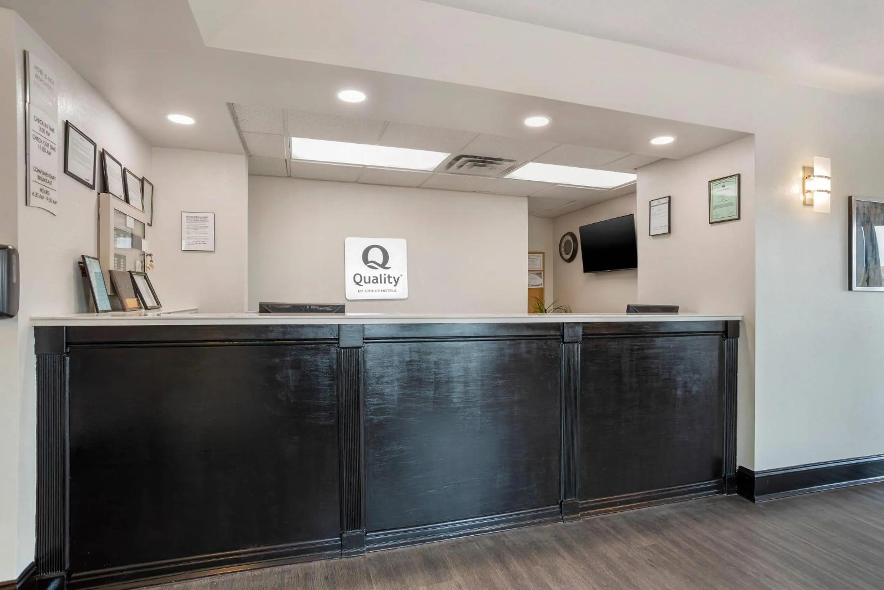 Lobby or reception in Quality Inn Foley - Gulf Shores North