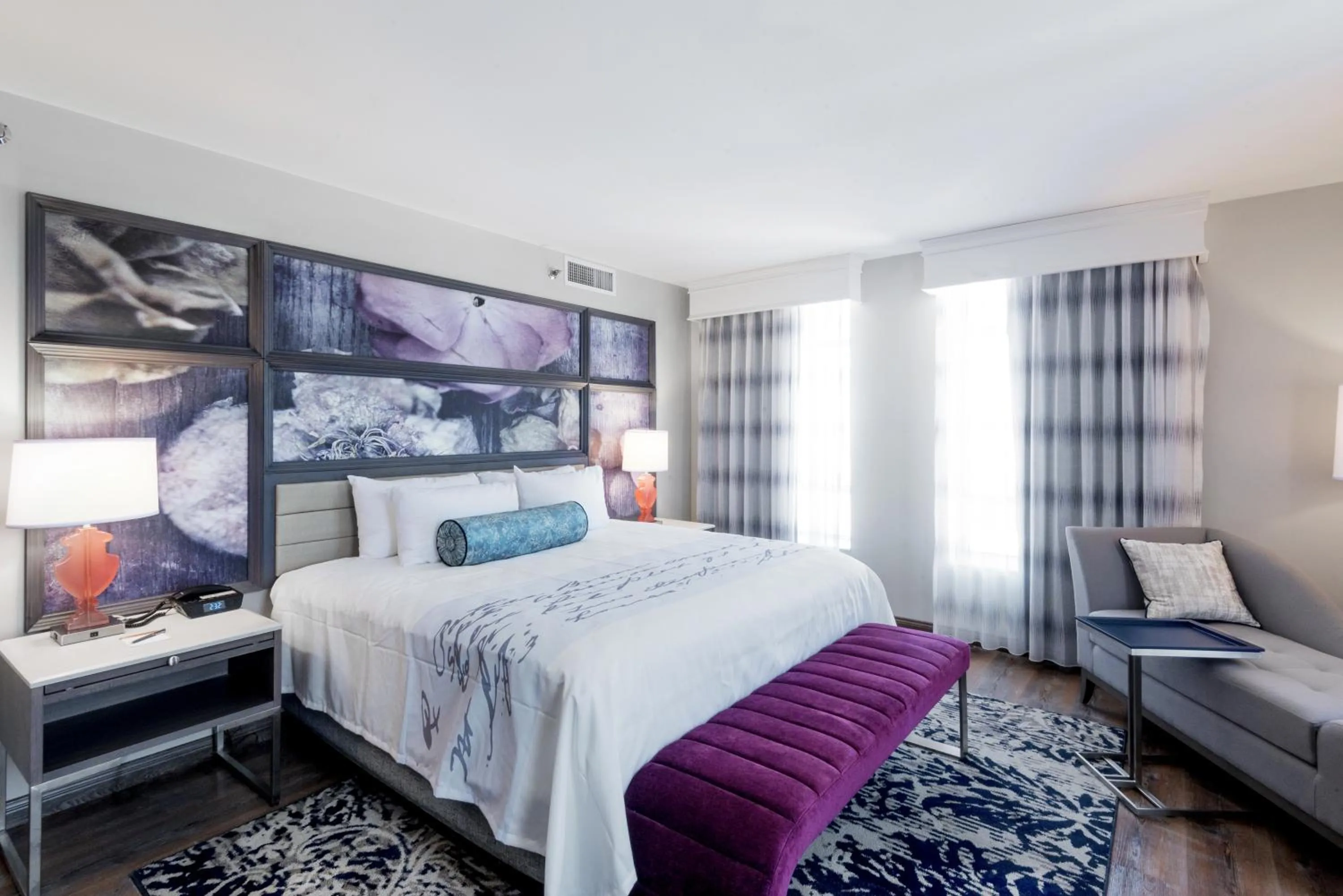 Photo of the whole room, Bed in Hotel Indigo - Birmingham Five Points S - UAB by IHG