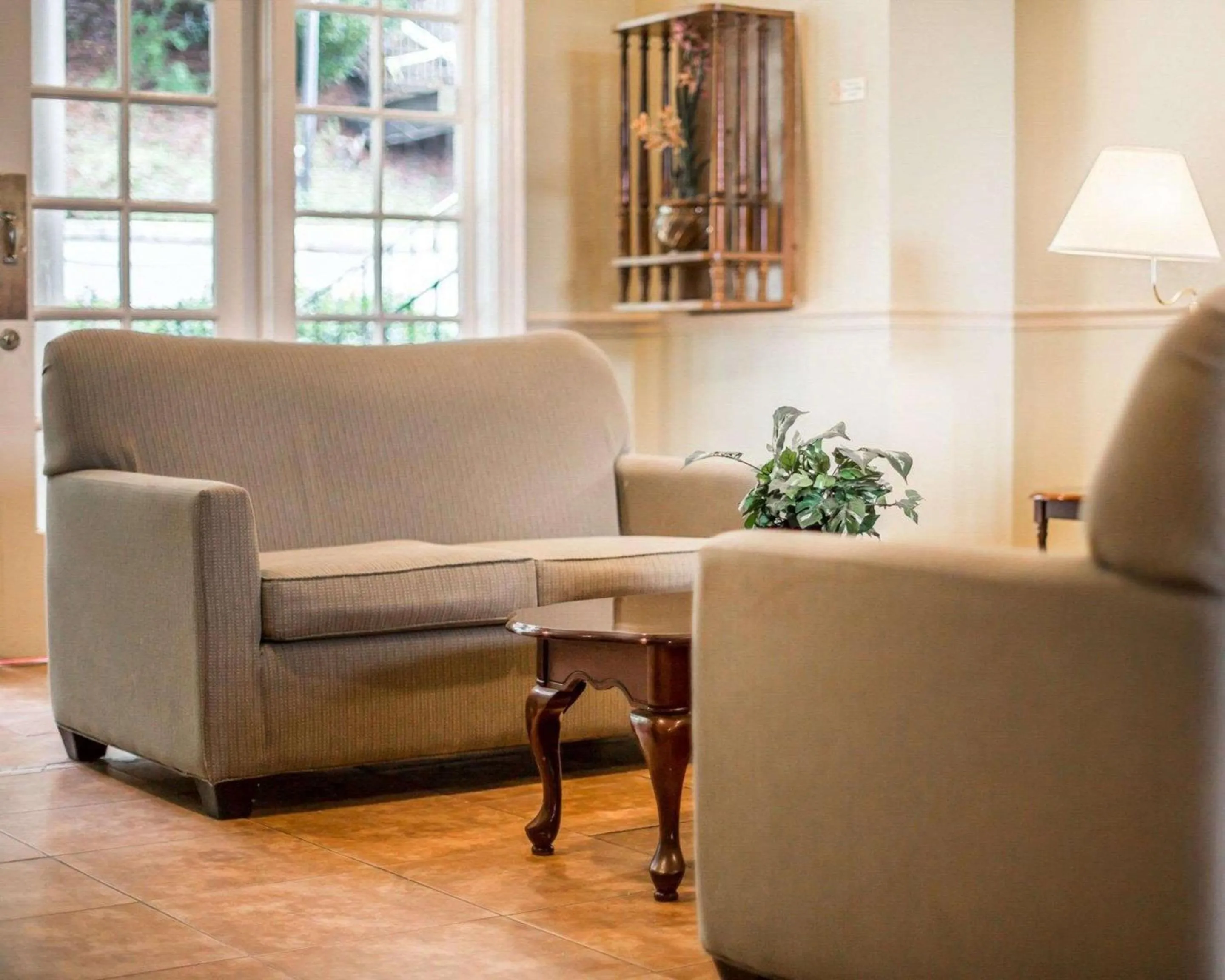 Lobby or reception in Econo Lodge Birmingham - Hoover