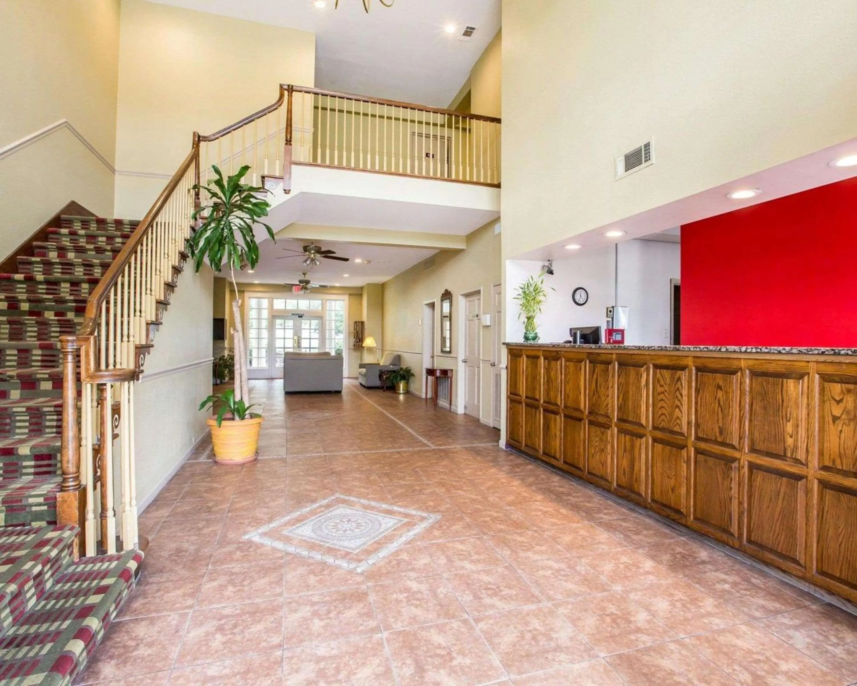 Lobby or reception in Econo Lodge Birmingham - Hoover