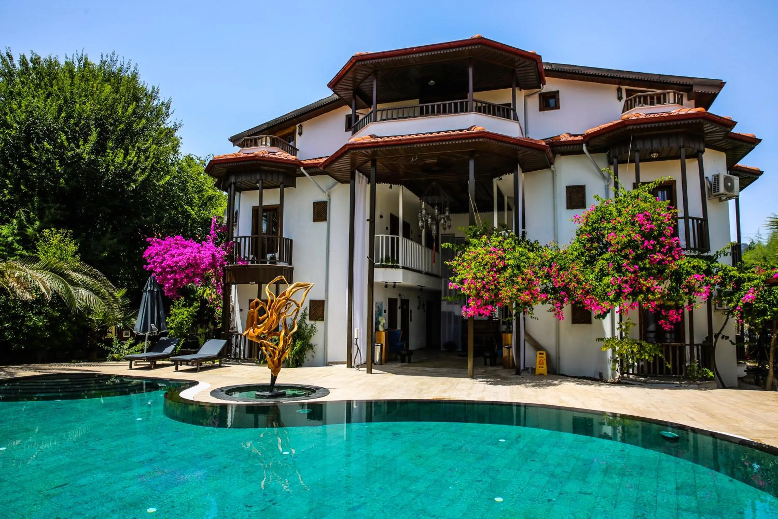 Property building in Murat Pasha Mansion