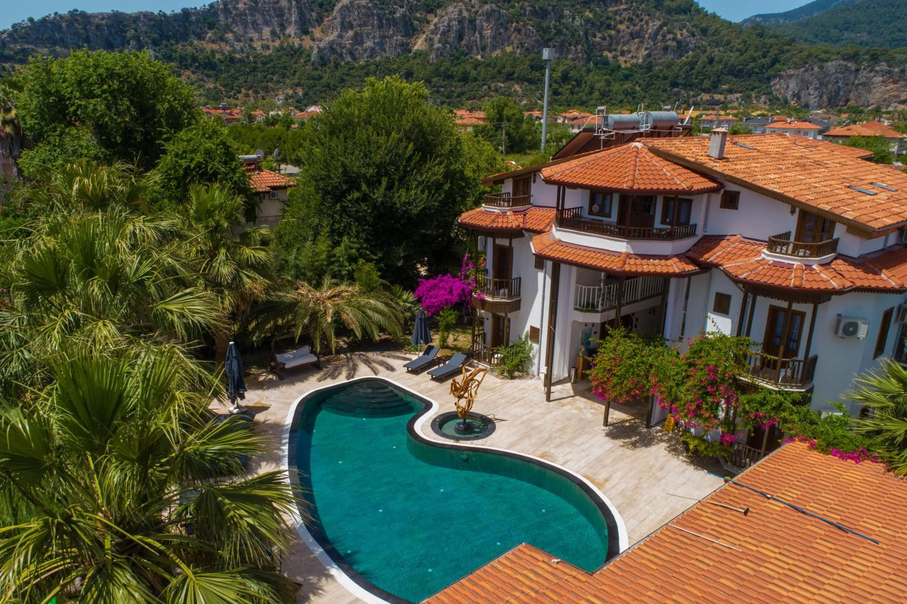 Property building in Murat Pasha Mansion