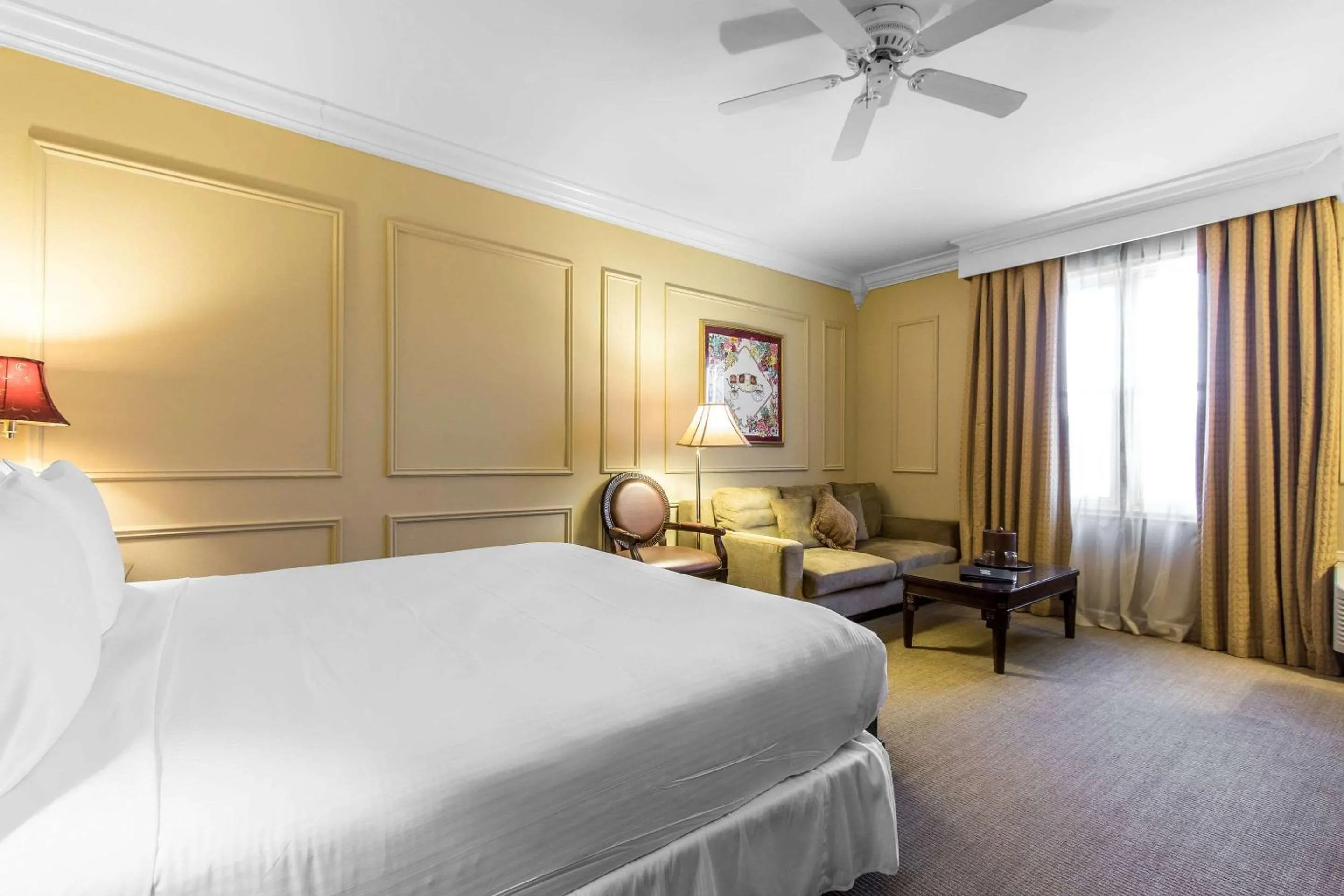 Bedroom, Bed in Inn at the Mill, an Ascend Collection Hotel