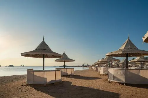 Grand Palace - Couples only 18 years plus