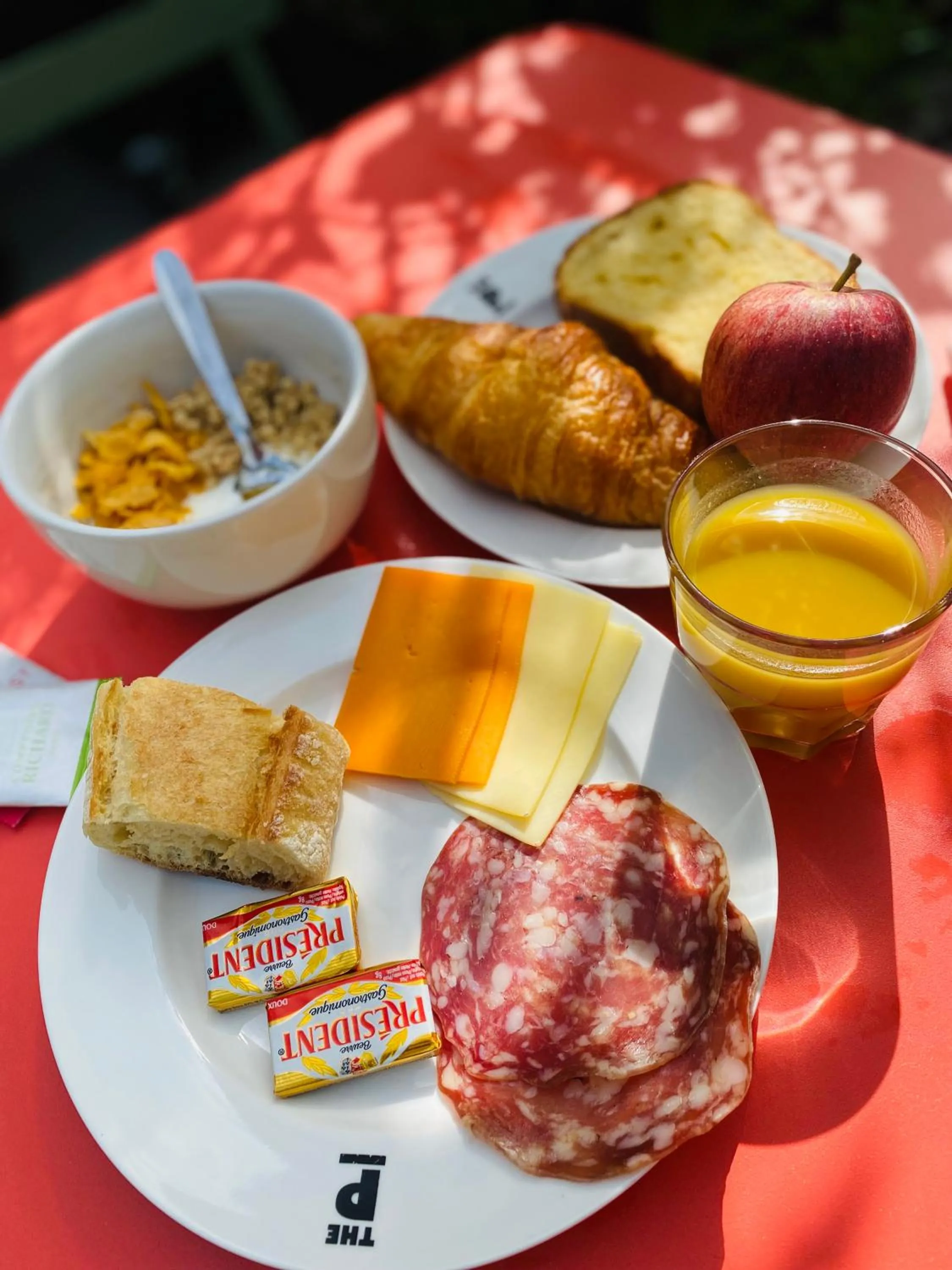 Food in The People - Paris Bercy