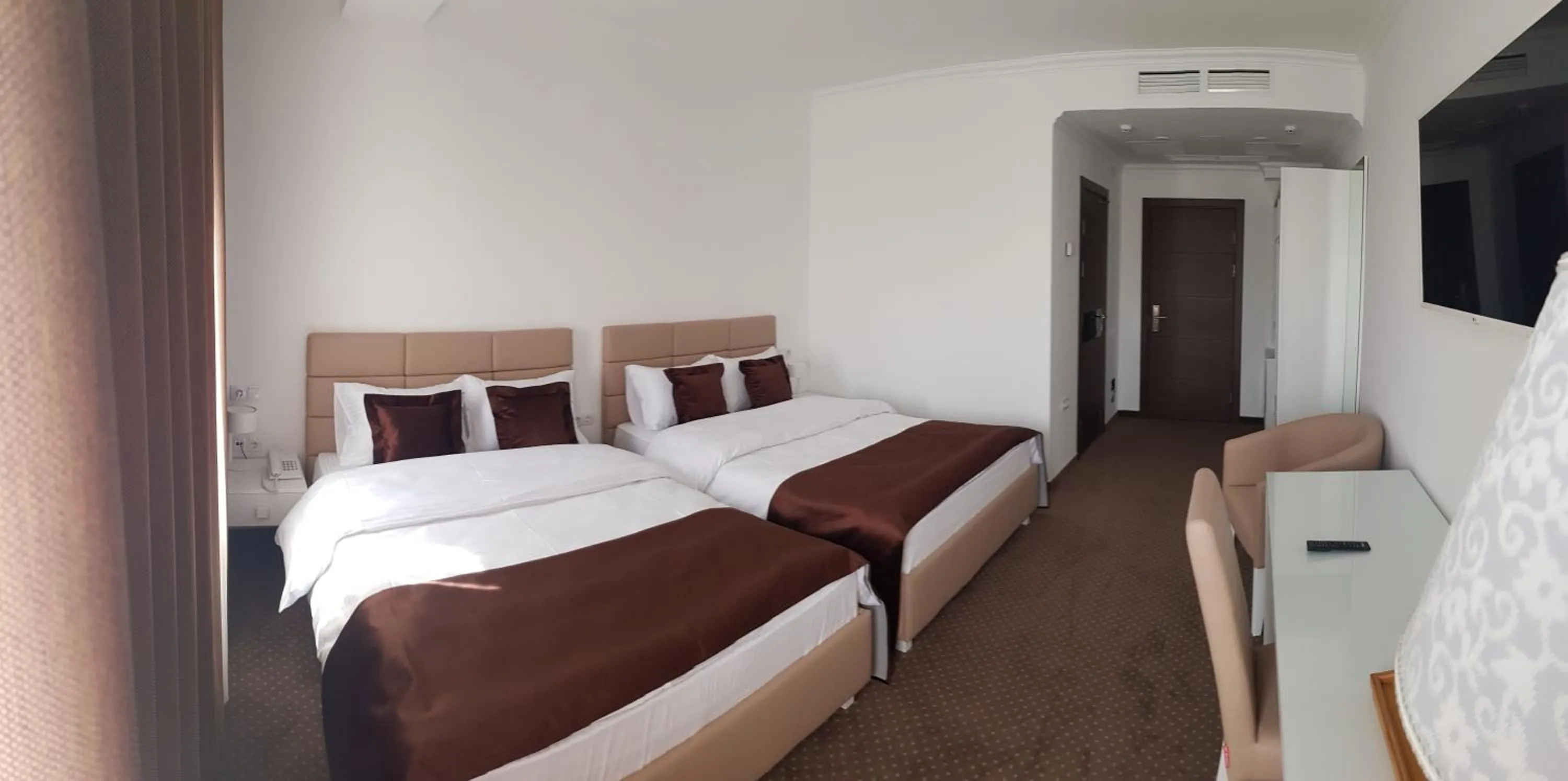 Bedroom, Bed in Bernardazzi Grand Hotel